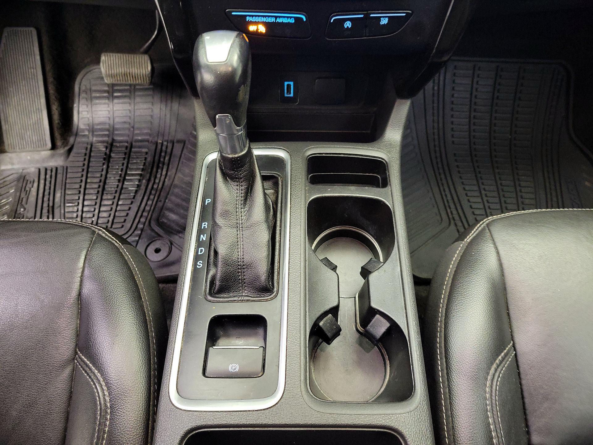 Thumbnail: 2017 Ford Escape - 18