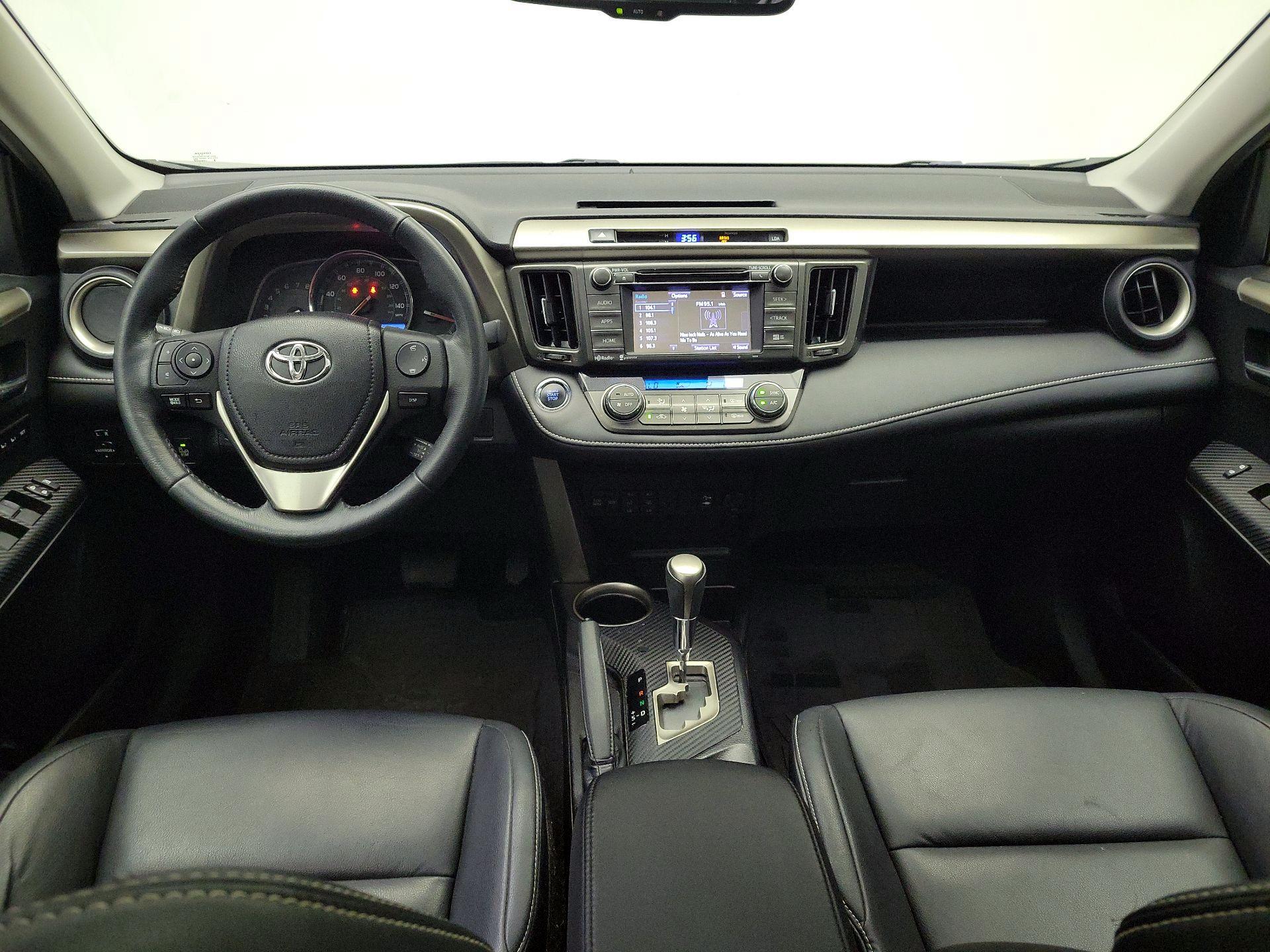 Thumbnail: 2015 Toyota RAV4 - 9