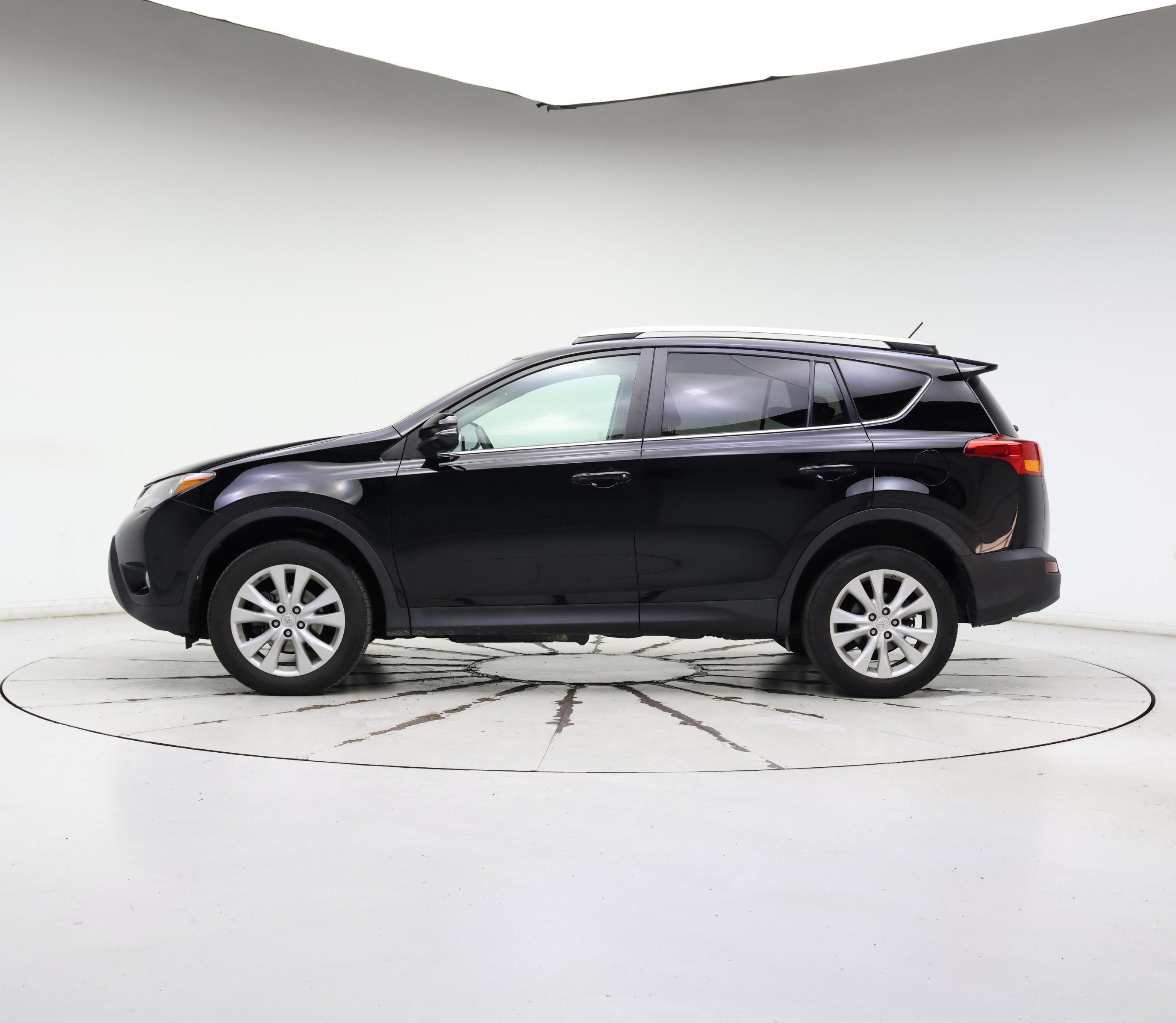 Thumbnail: 2015 Toyota RAV4 - 3