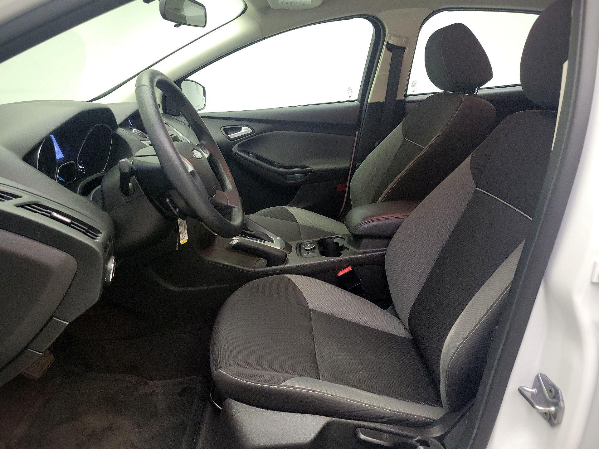 Thumbnail: 2014 Ford Focus - 11