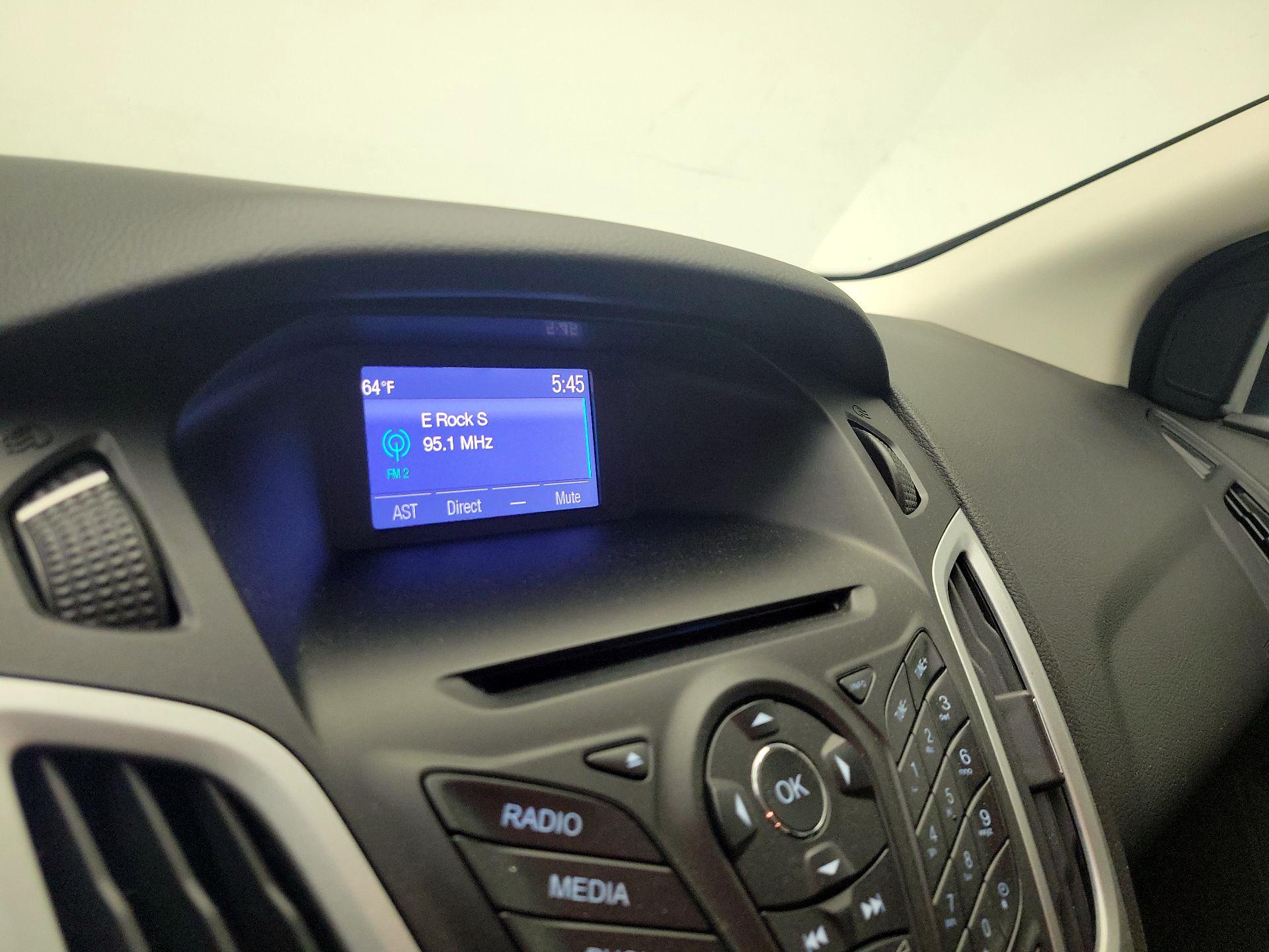 Thumbnail: 2014 Ford Focus - 14