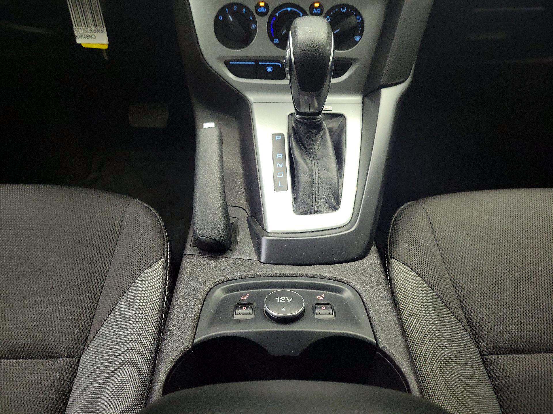 Thumbnail: 2014 Ford Focus - 16