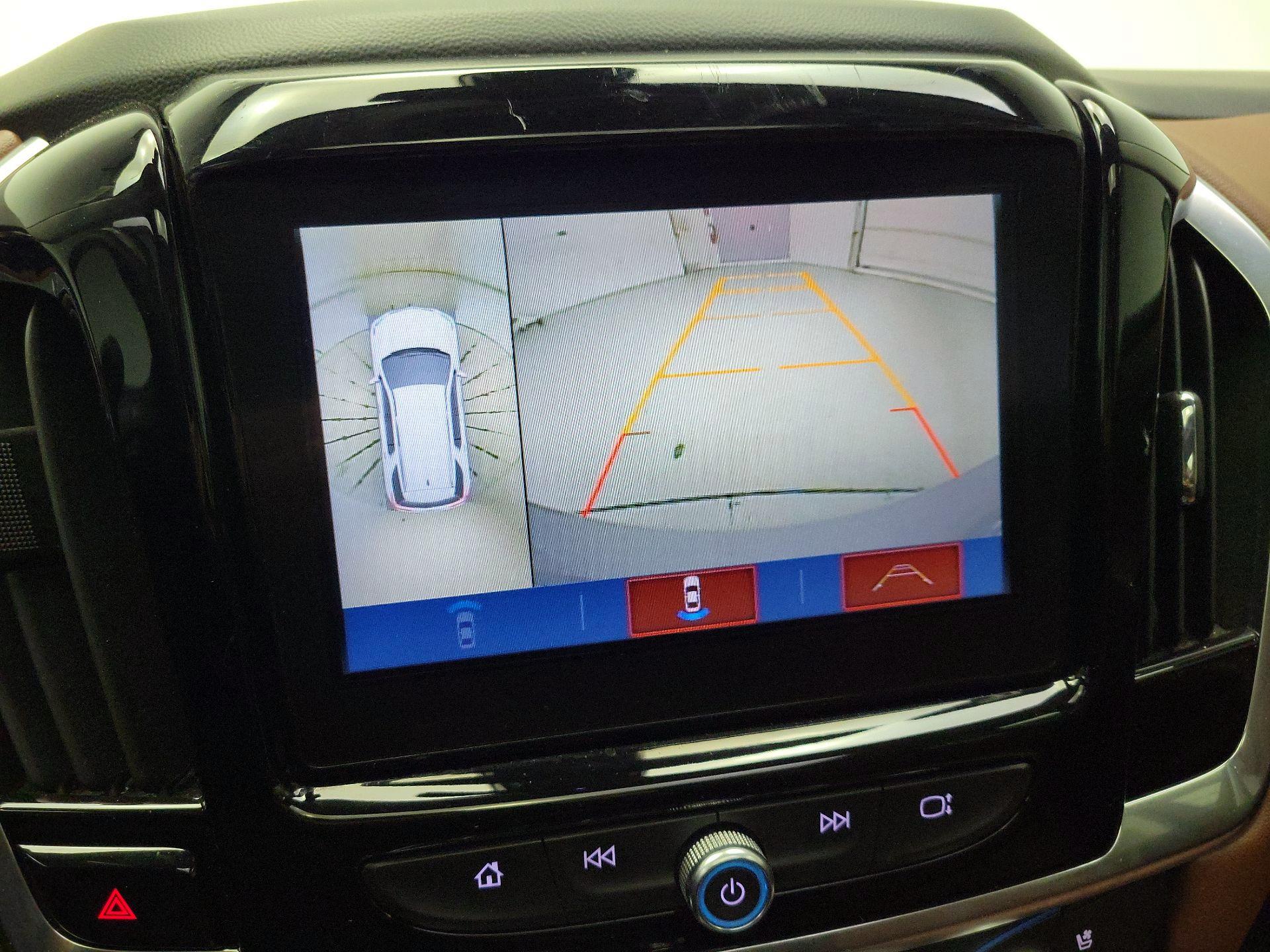 Thumbnail: 2018 Chevrolet Traverse - 15