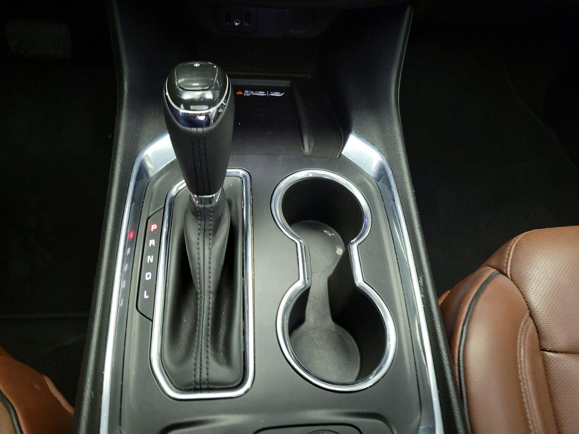 Thumbnail: 2018 Chevrolet Traverse - 18