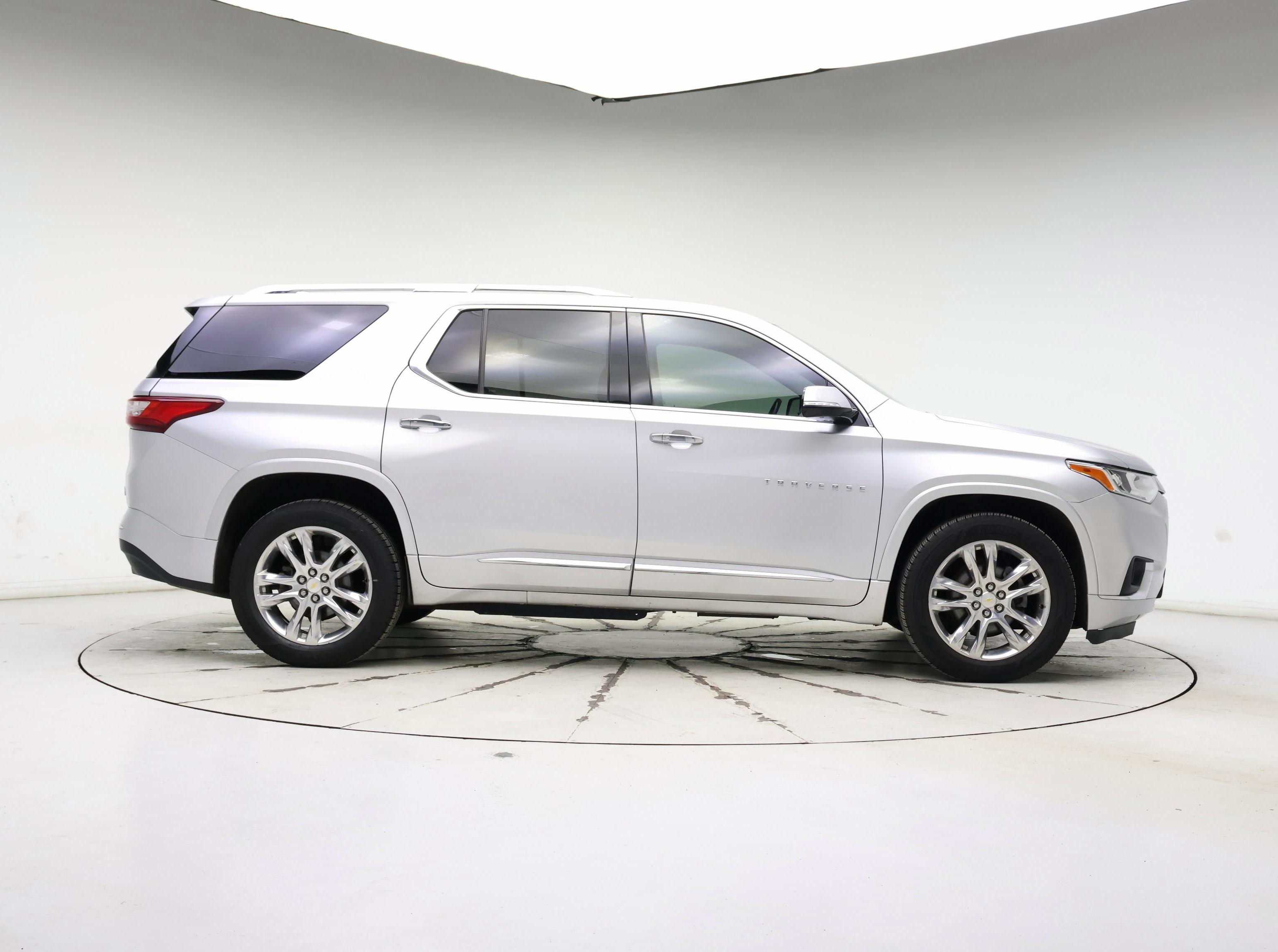 Thumbnail: 2018 Chevrolet Traverse - 7