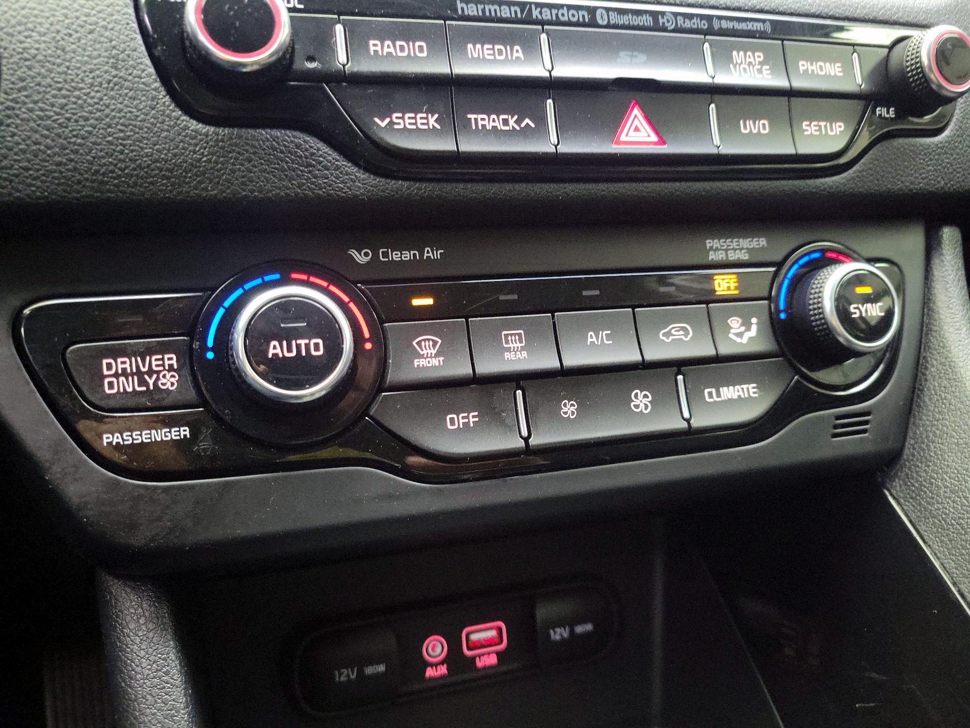 Thumbnail: 2018 Kia Niro - 17