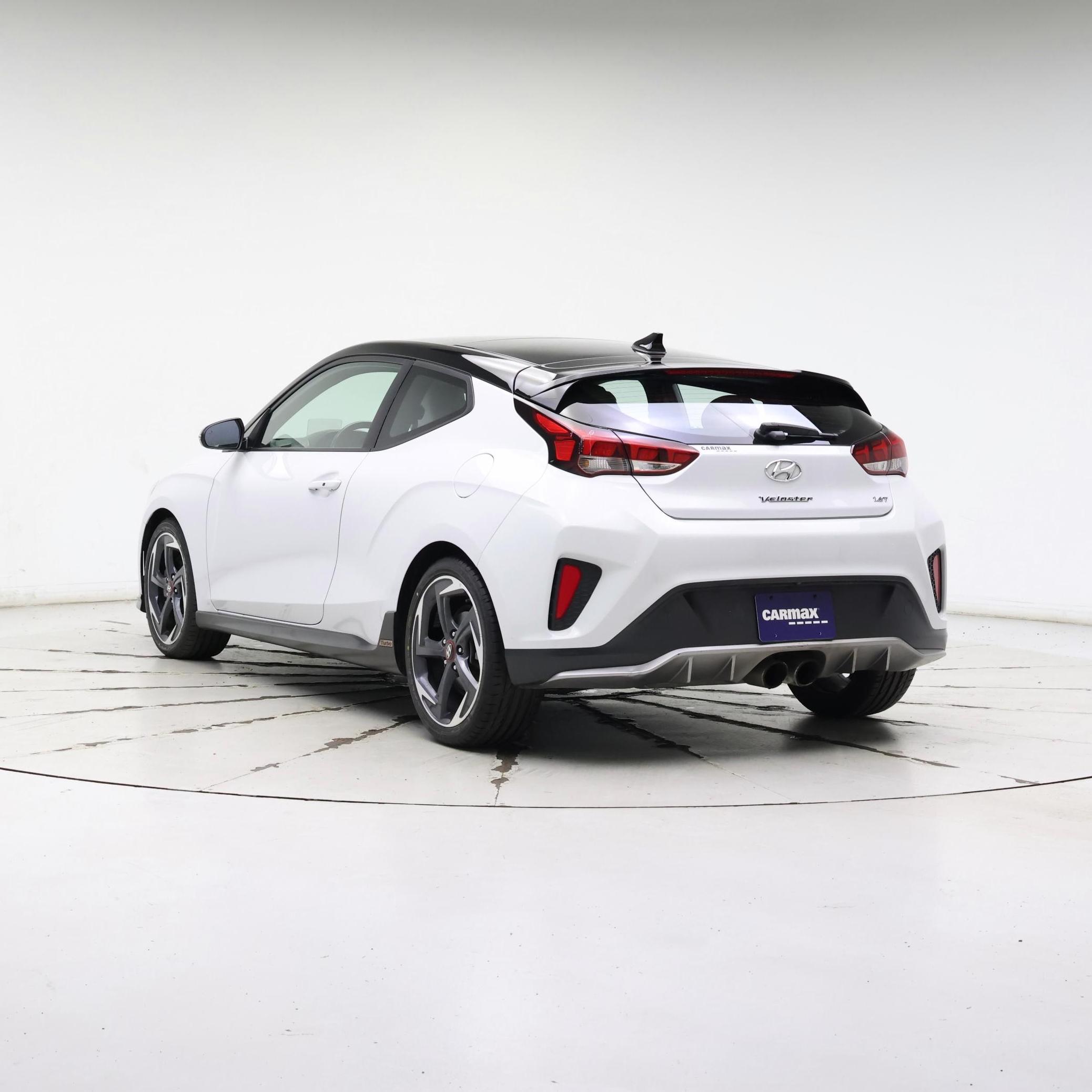 Thumbnail: 2019 Hyundai Veloster - 2
