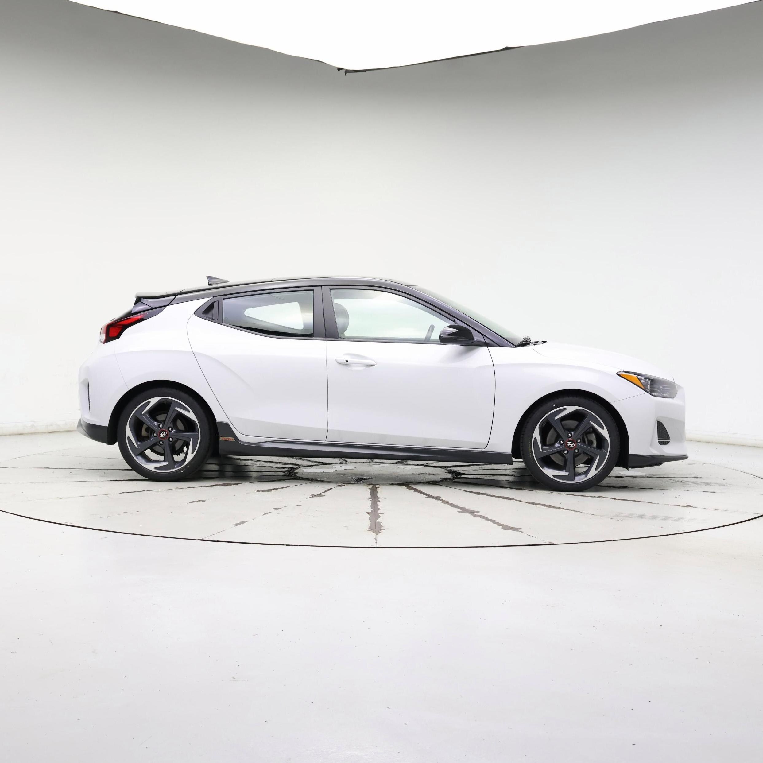 Thumbnail: 2019 Hyundai Veloster - 7