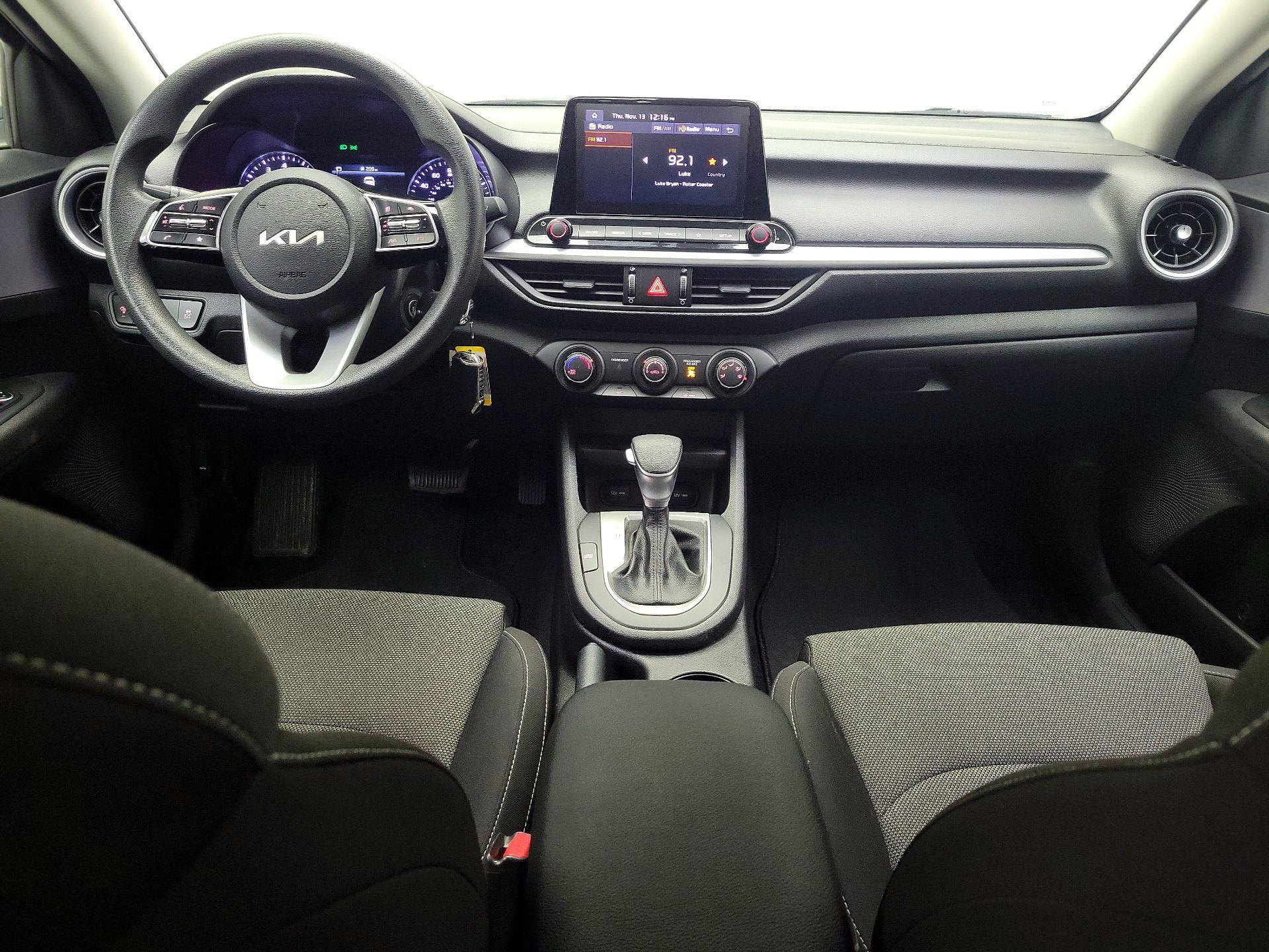 Thumbnail: 2022 Kia Forte - 9