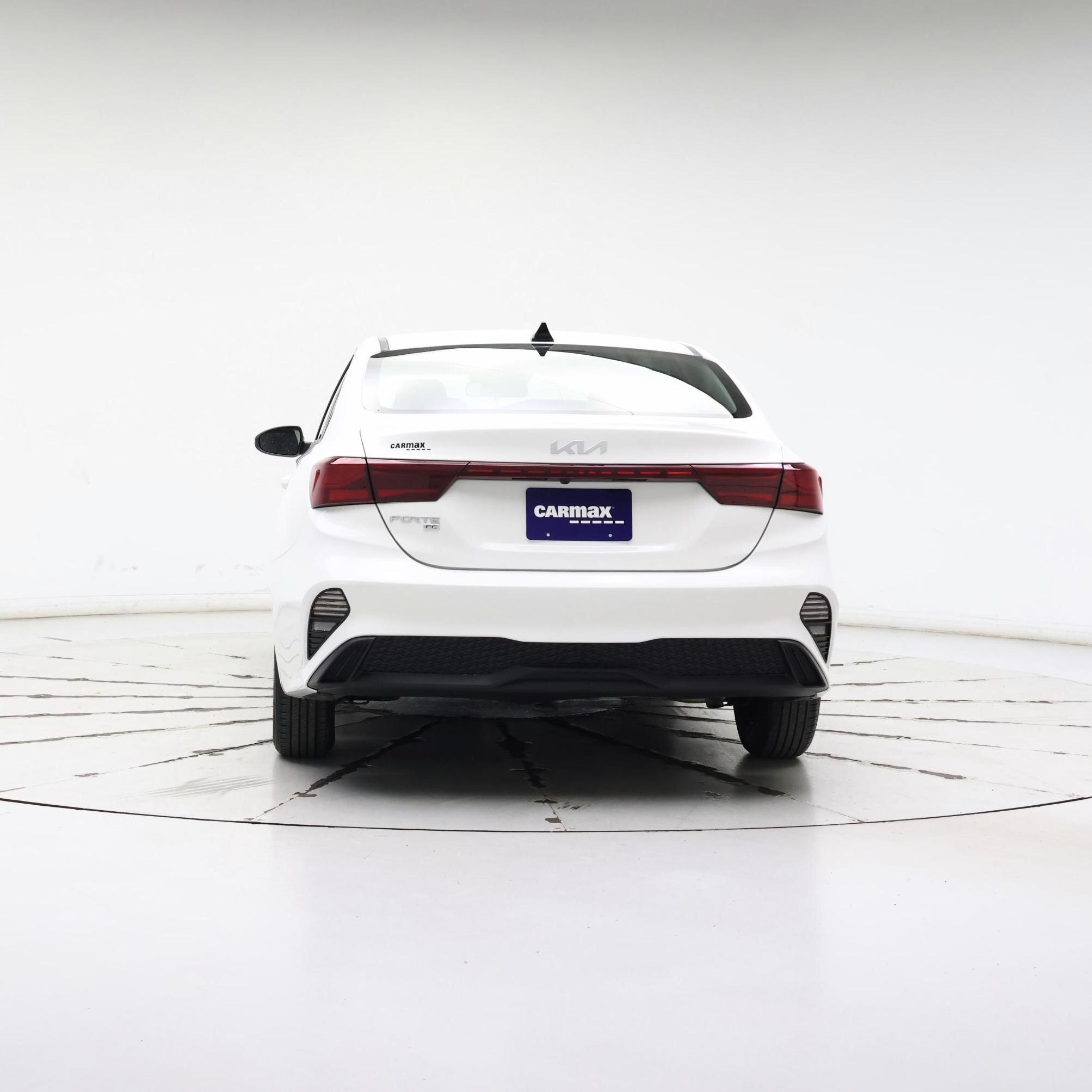 Thumbnail: 2022 Kia Forte - 6