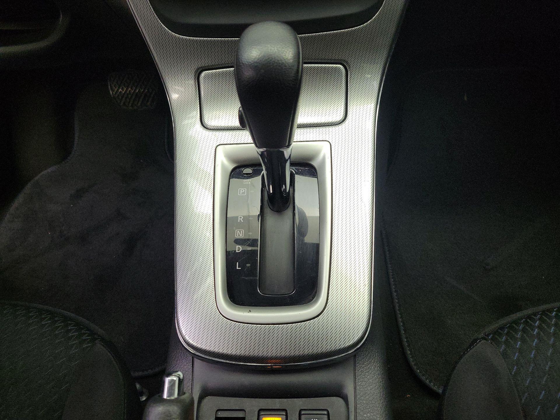 Thumbnail: 2015 Nissan Sentra - 17