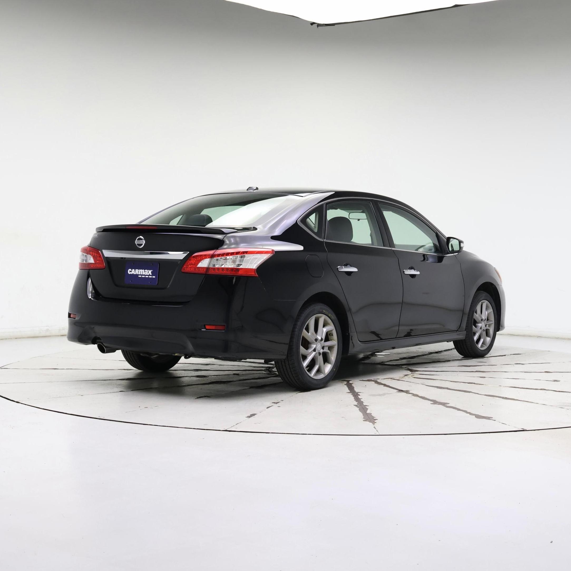 Thumbnail: 2015 Nissan Sentra - 8