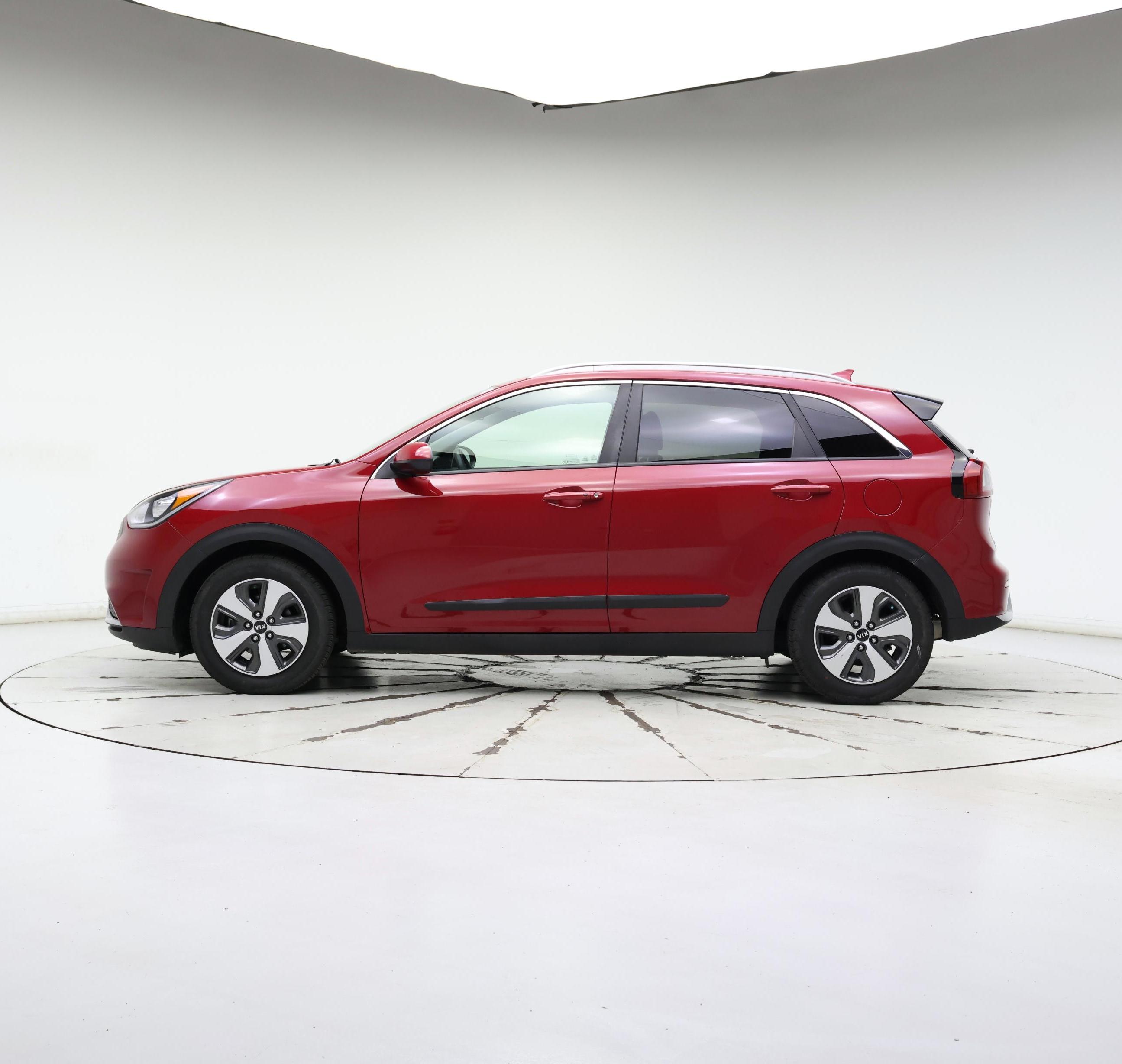 Thumbnail: 2017 Kia Niro - 3