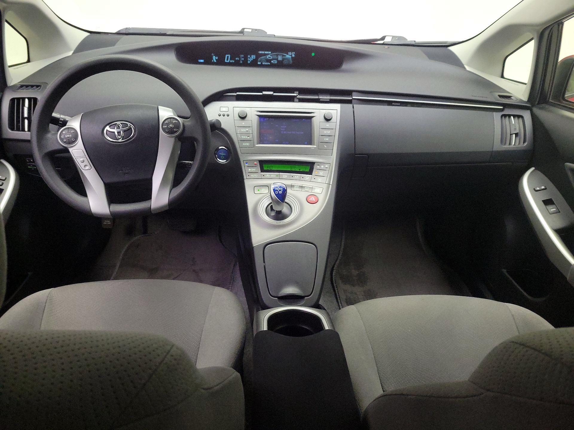 Thumbnail: 2015 Toyota Prius - 9