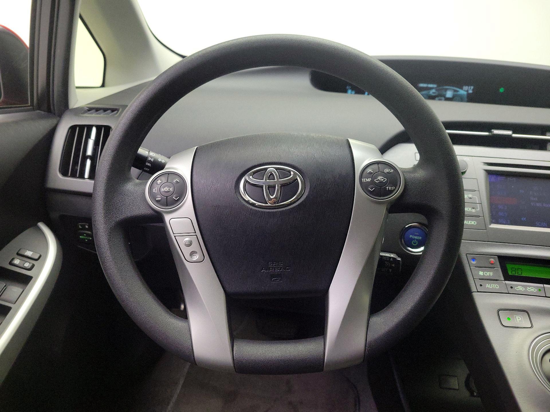 Thumbnail: 2015 Toyota Prius - 10