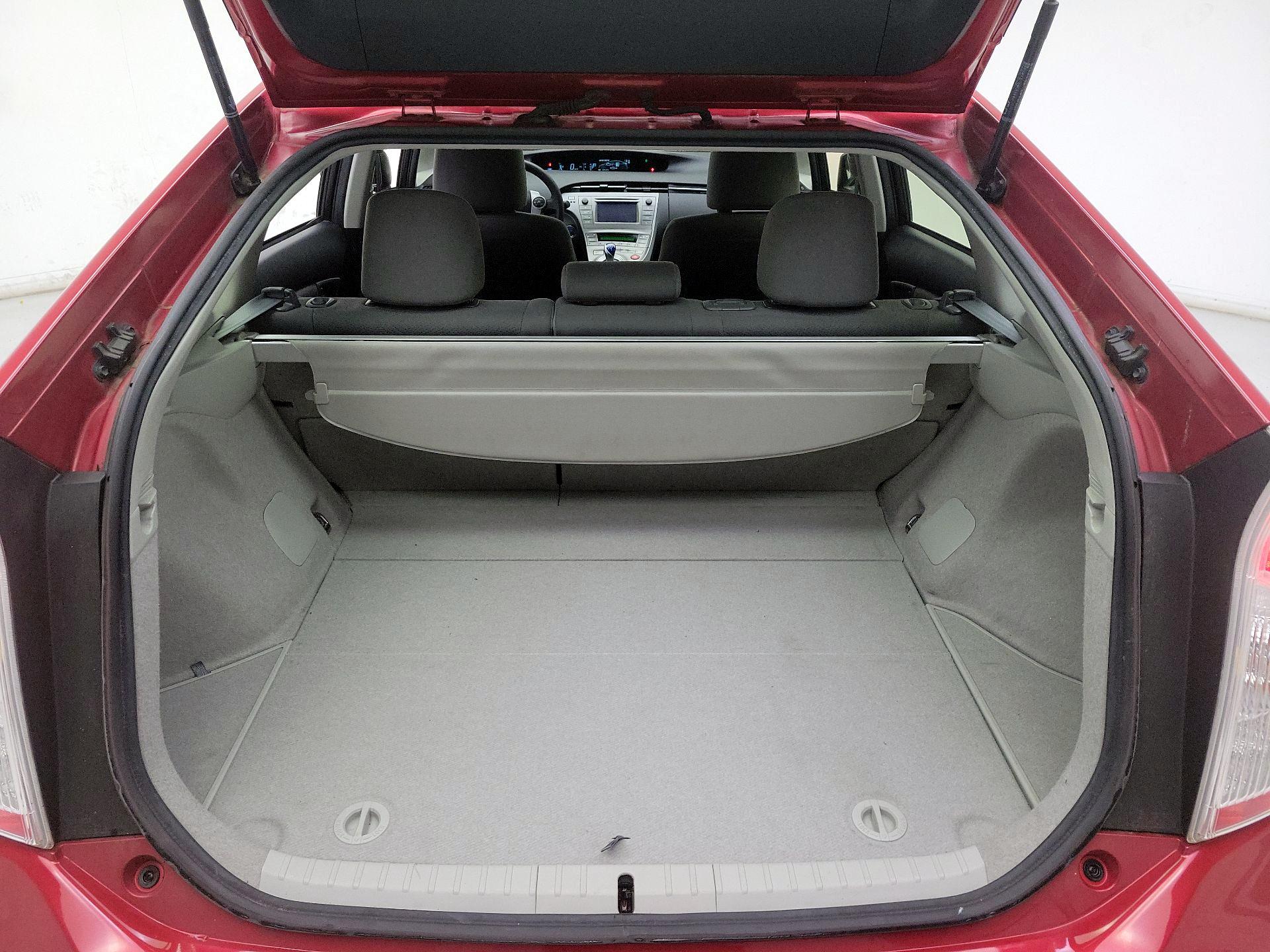 Thumbnail: 2015 Toyota Prius - 20