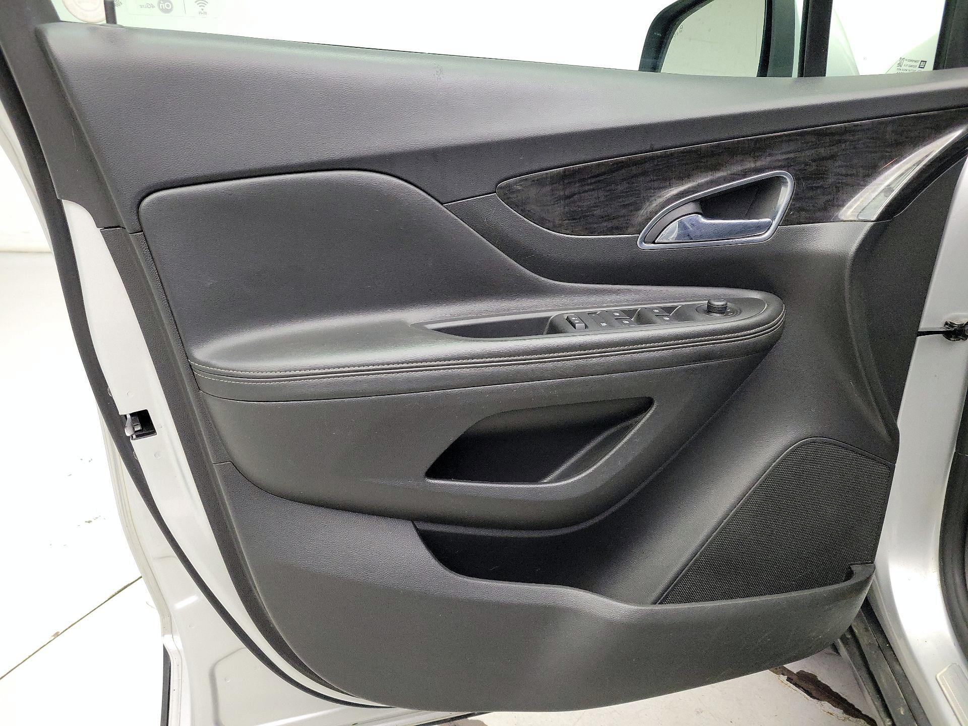 Thumbnail: 2016 Buick Encore - 12