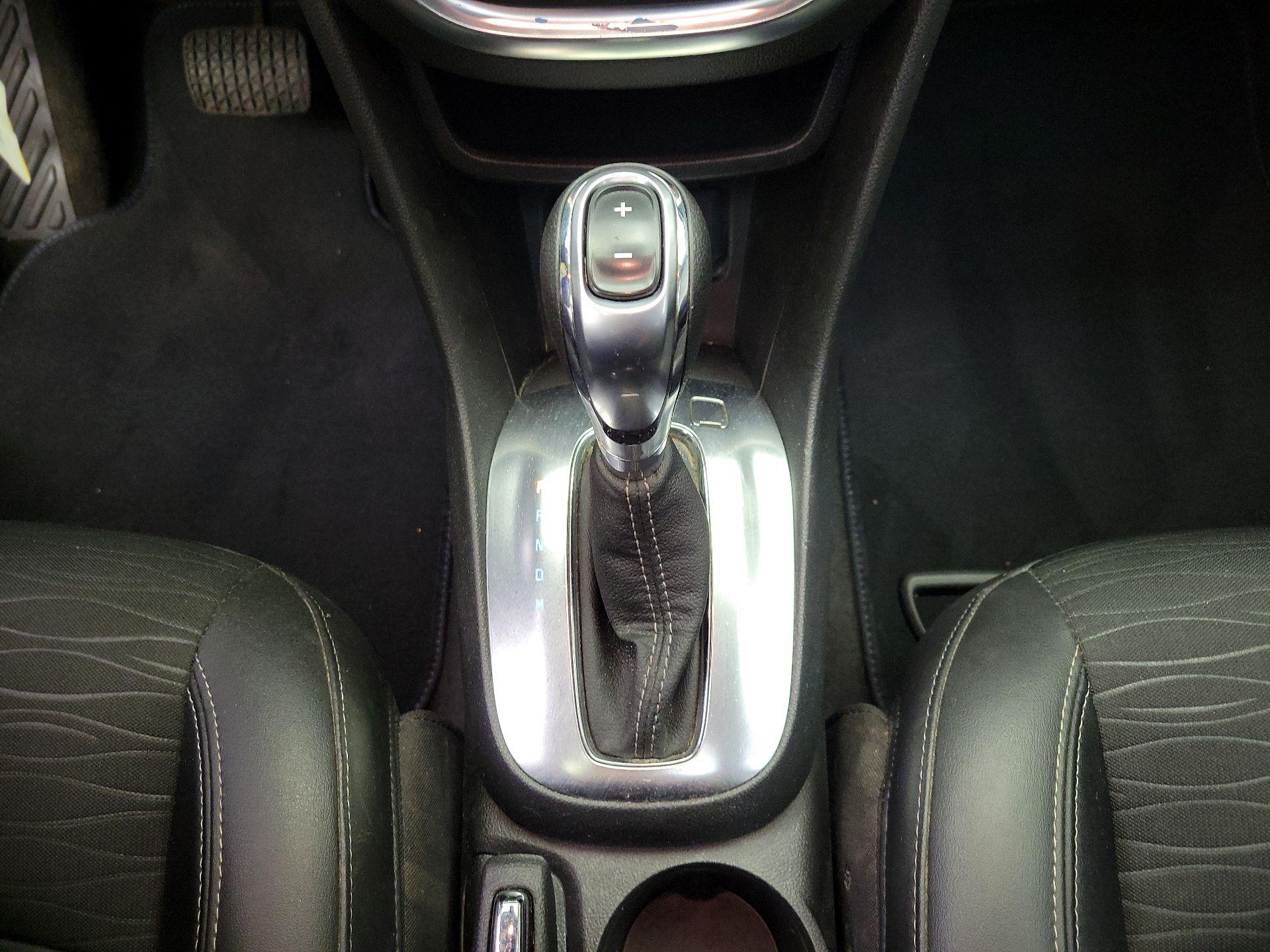 Thumbnail: 2016 Buick Encore - 18