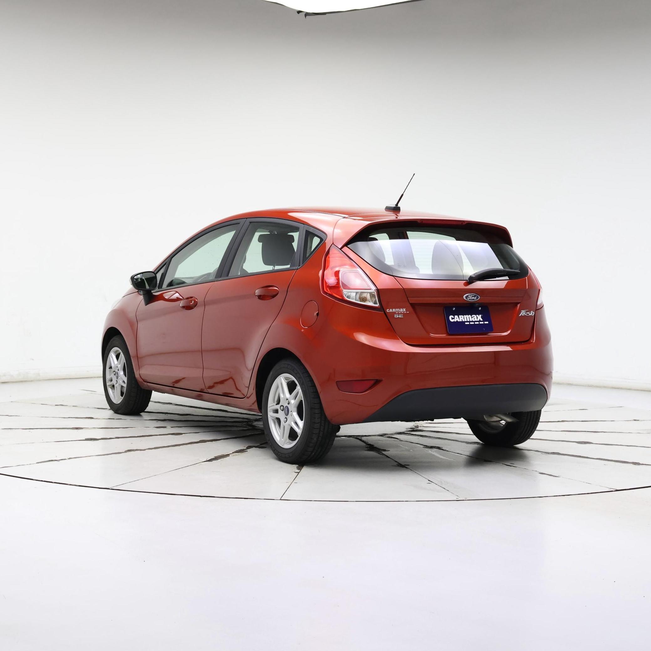 Thumbnail: 2018 Ford Fiesta - 2