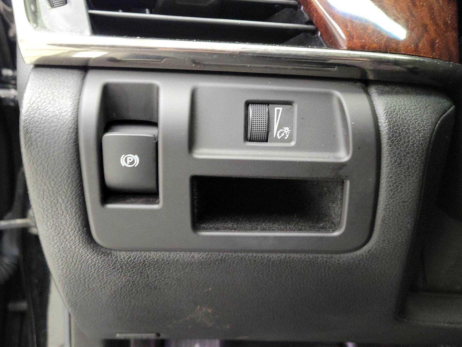 Thumbnail: 2015 Cadillac CTS - 13