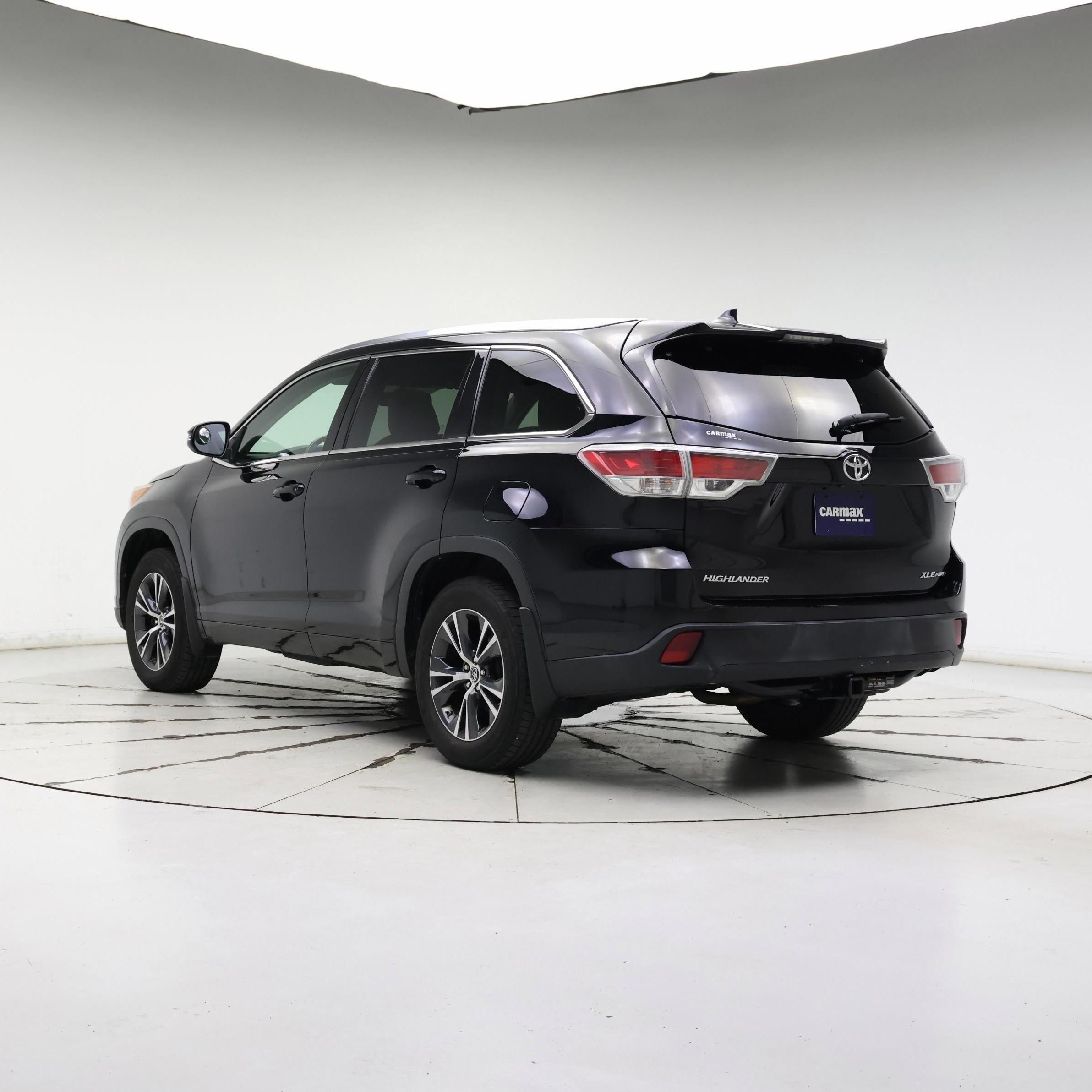 Thumbnail: 2016 Toyota Highlander - 2