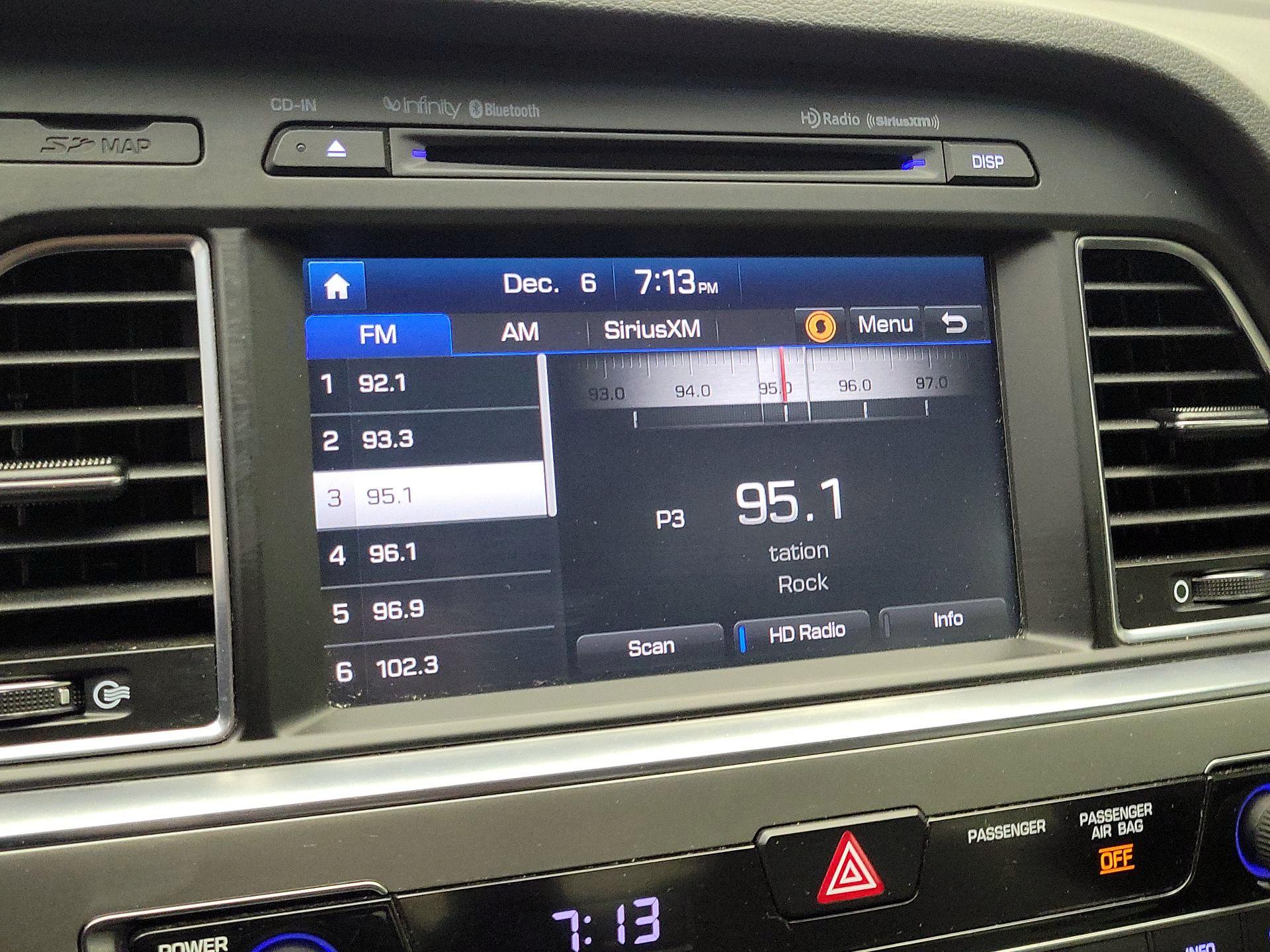 Thumbnail: 2017 Hyundai Sonata - 16