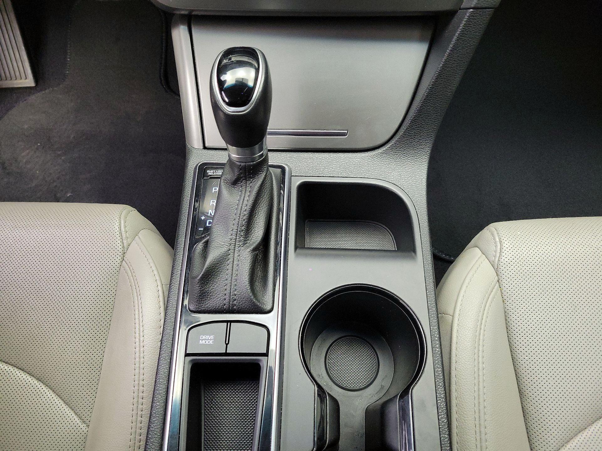 Thumbnail: 2017 Hyundai Sonata - 18