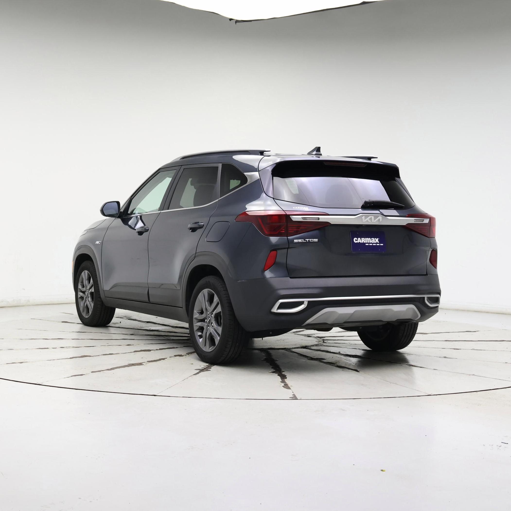 Thumbnail: 2022 Kia Seltos - 2