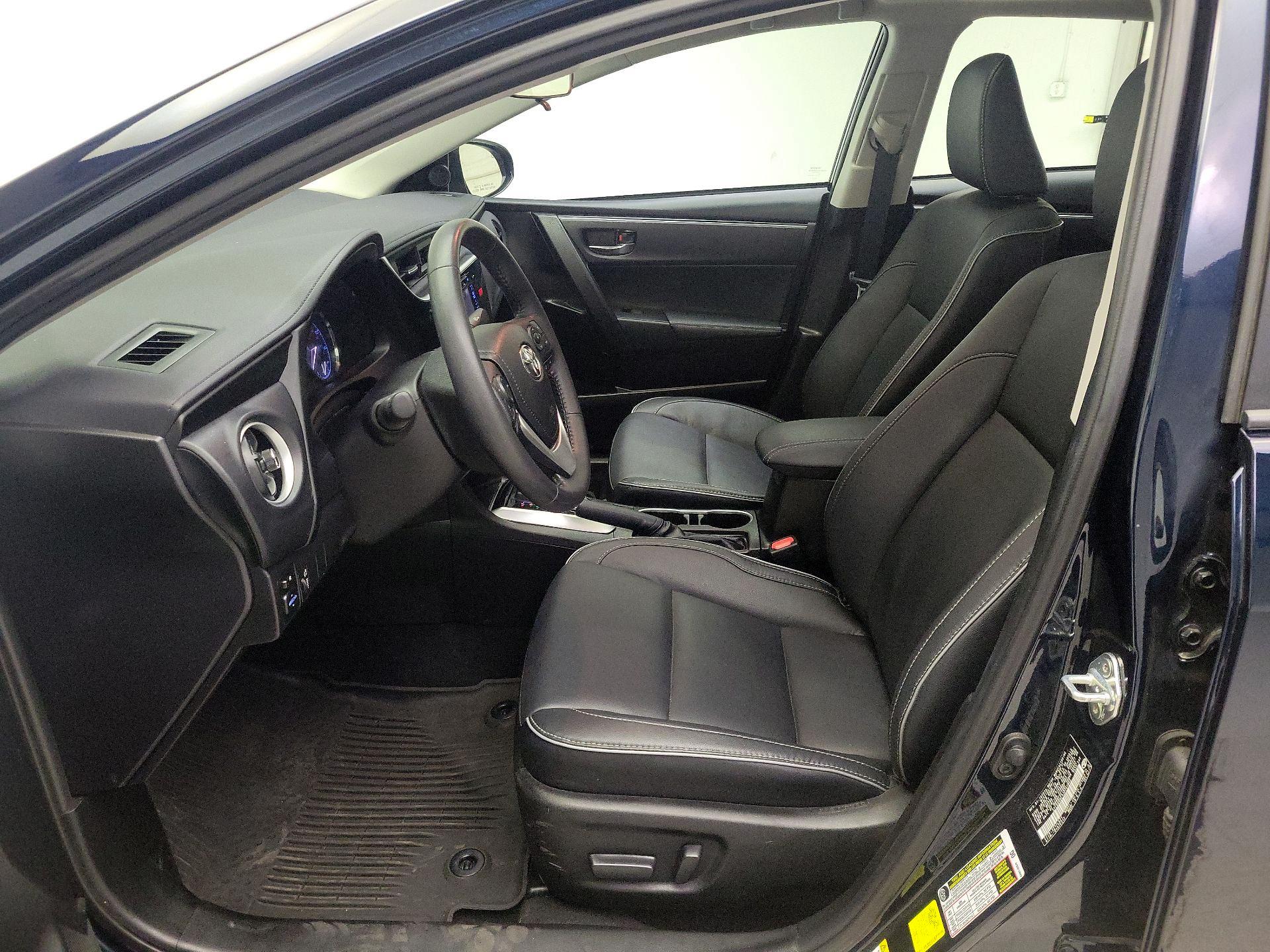 Thumbnail: 2018 Toyota Corolla - 11