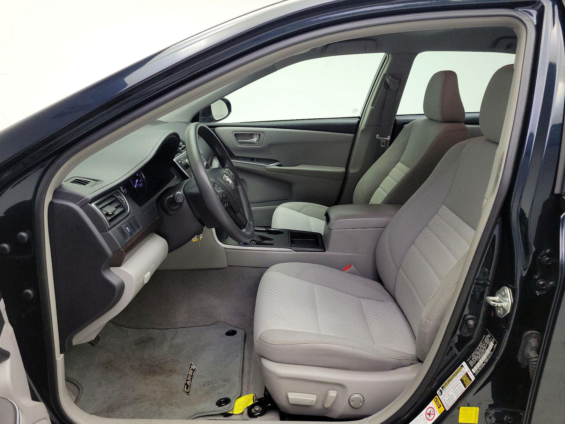 Thumbnail: 2016 Toyota Camry - 11