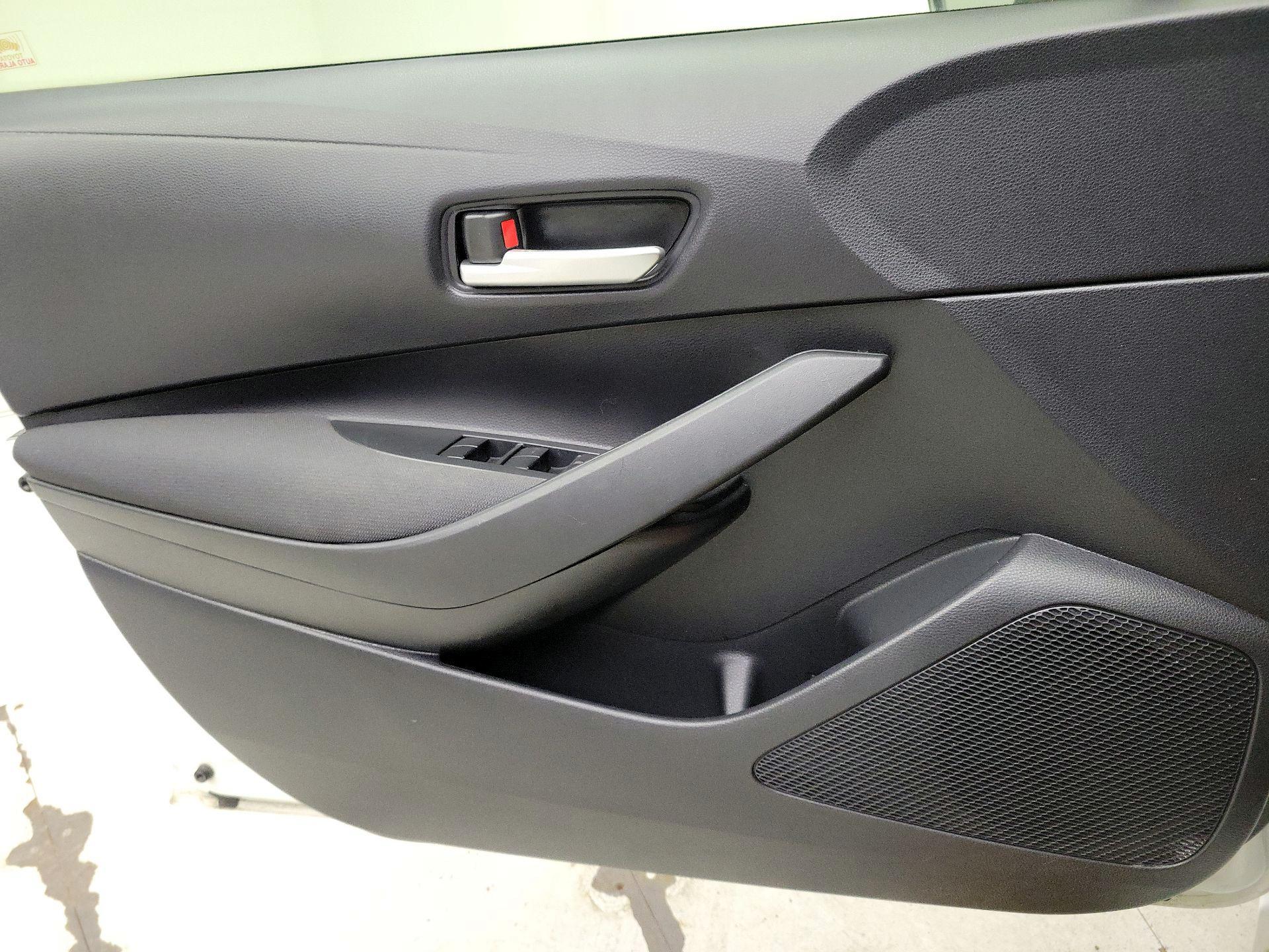 Thumbnail: 2020 Toyota Corolla - 12