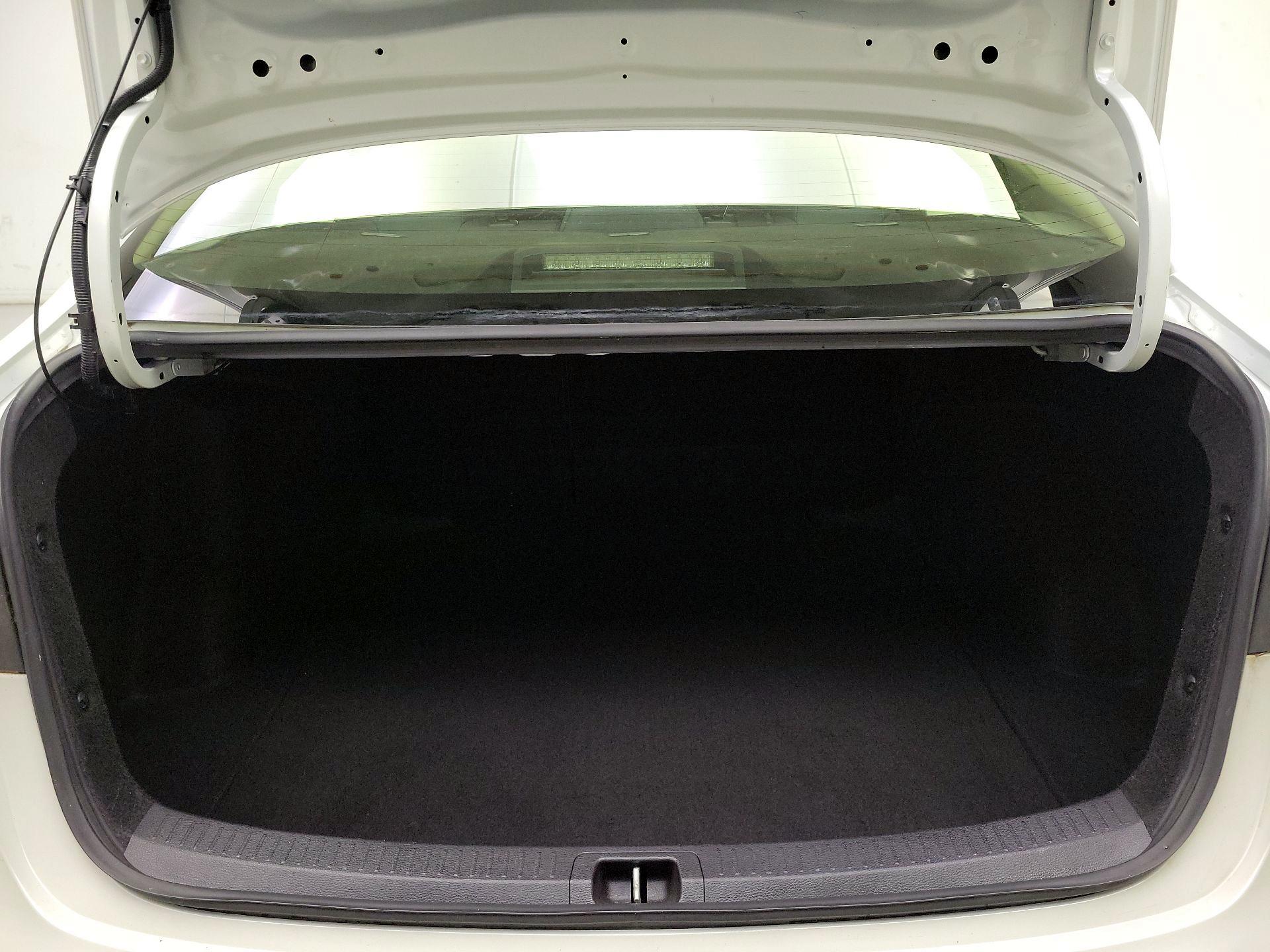 Thumbnail: 2020 Toyota Corolla - 20