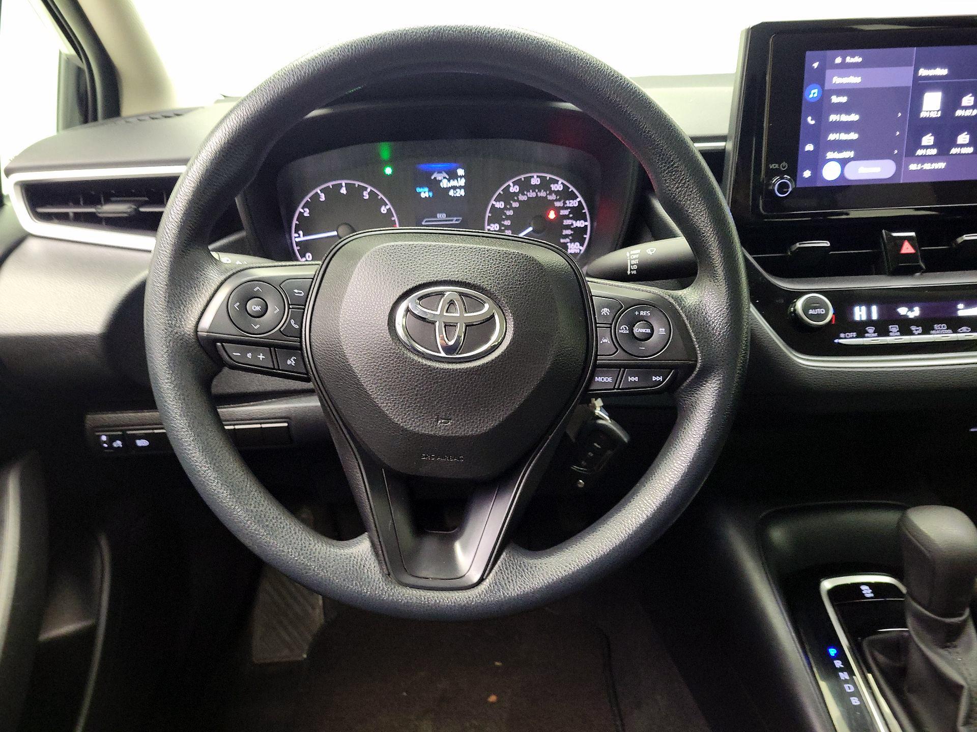 Thumbnail: 2023 Toyota Corolla - 10