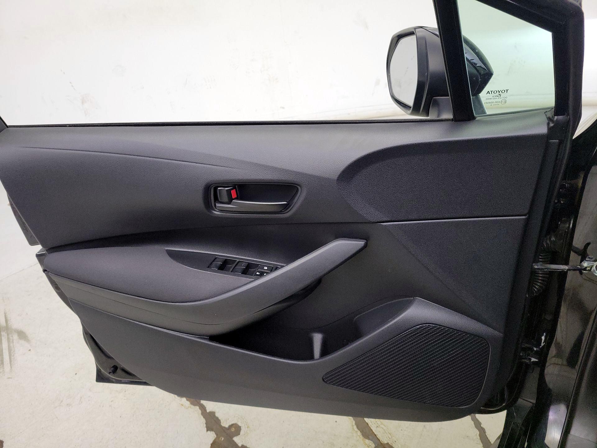 Thumbnail: 2023 Toyota Corolla - 12