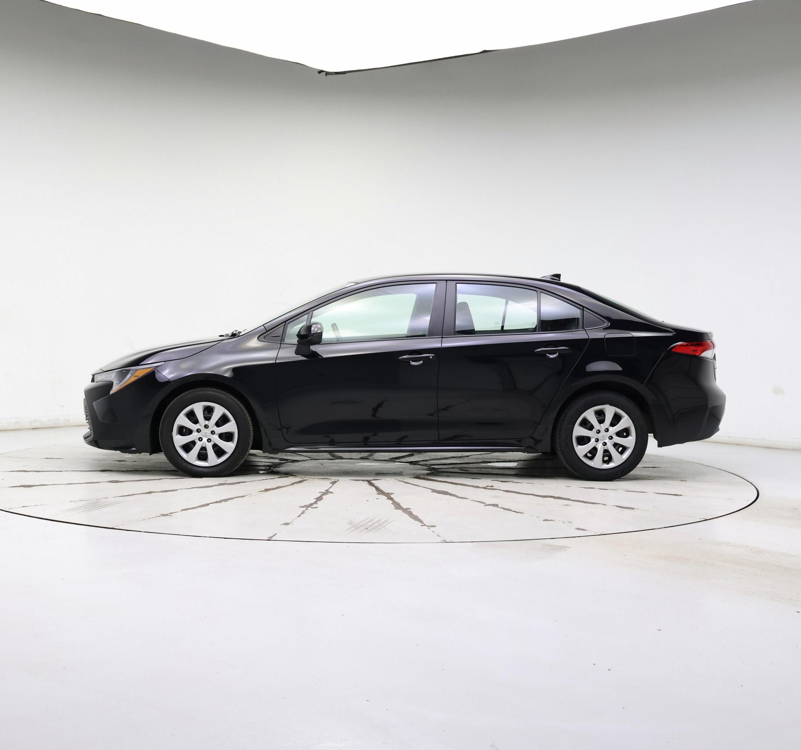 Thumbnail: 2023 Toyota Corolla - 3