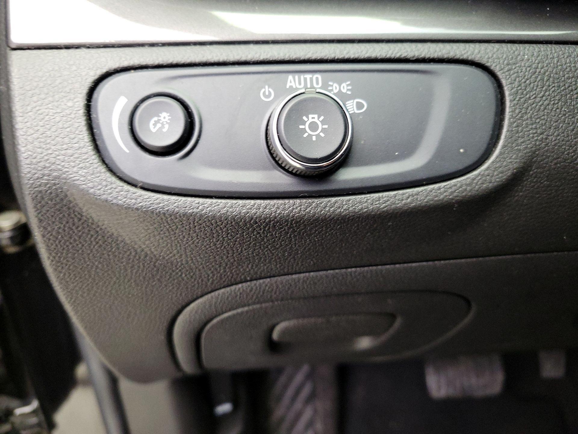 Thumbnail: 2017 Buick Encore - 13