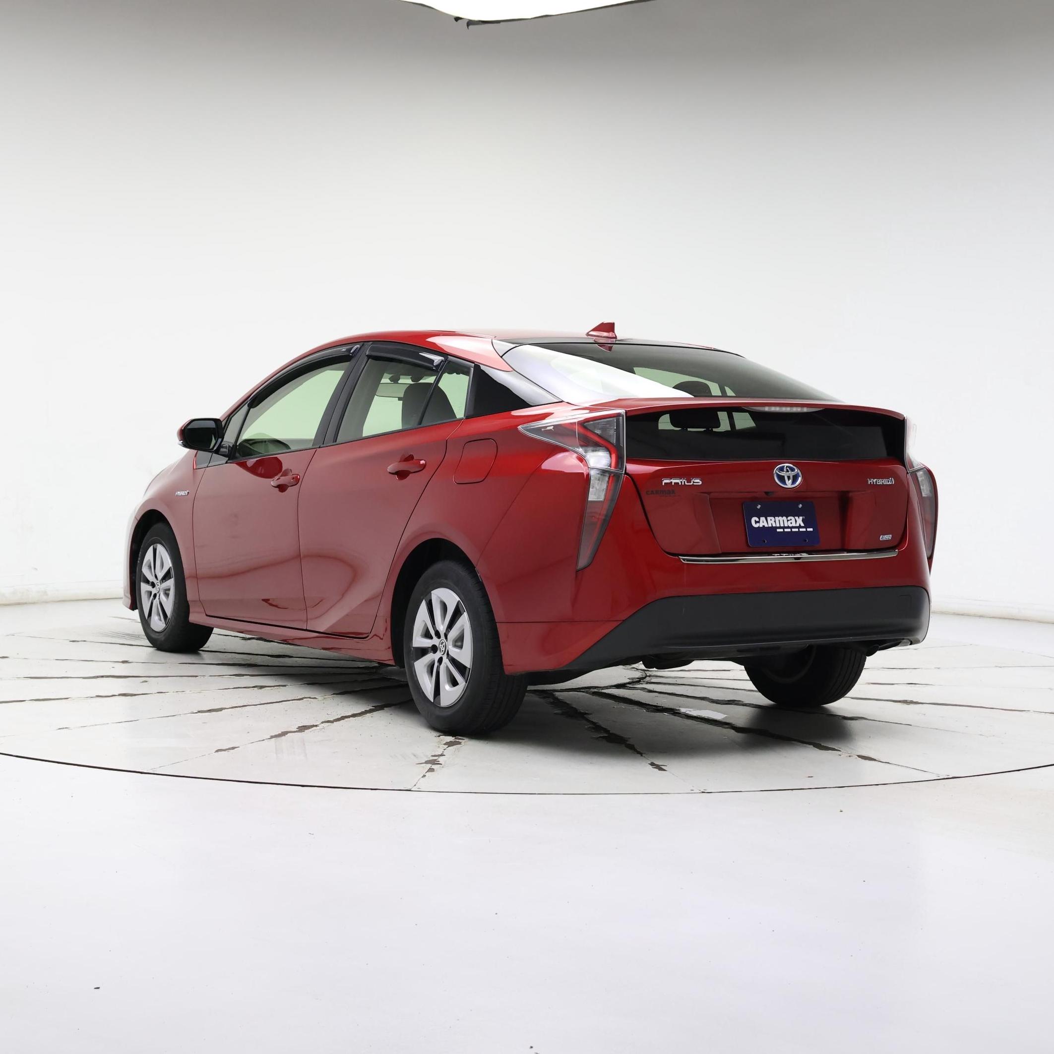 Thumbnail: 2016 Toyota Prius - 2