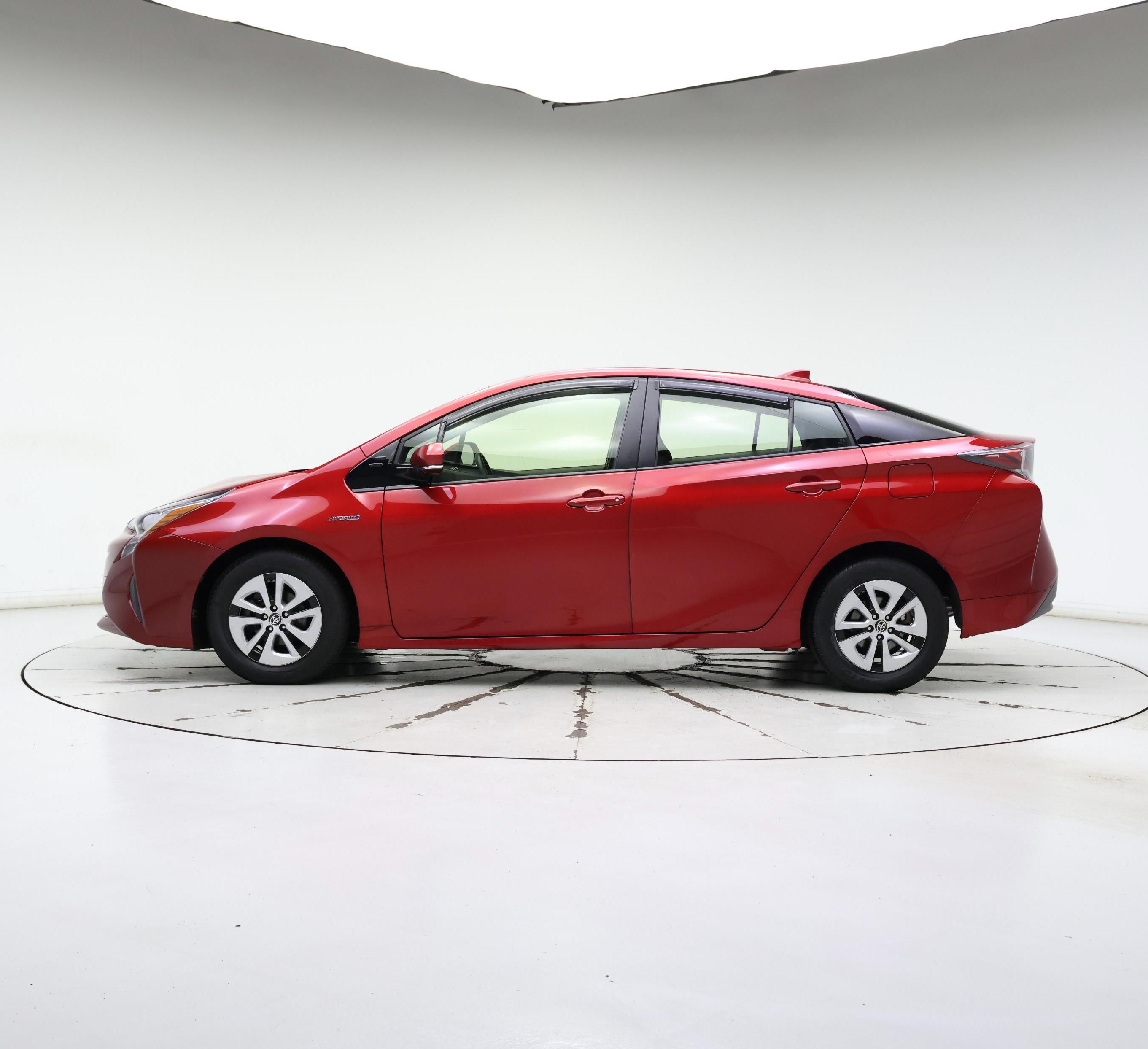 Thumbnail: 2016 Toyota Prius - 3