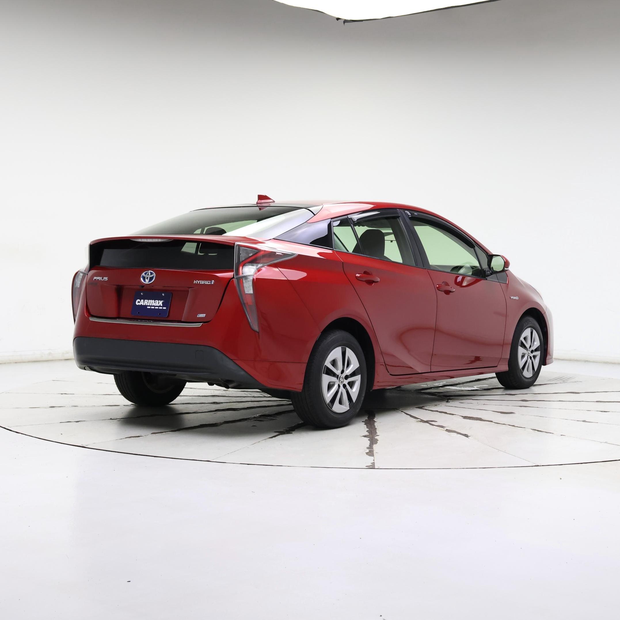 Thumbnail: 2016 Toyota Prius - 8
