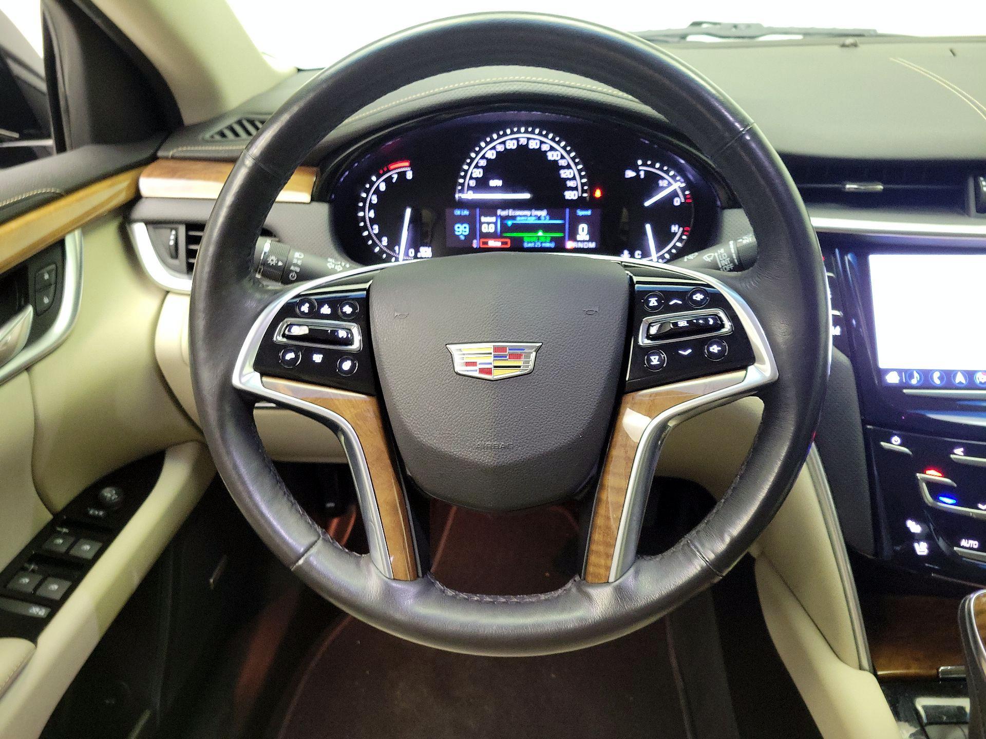 Thumbnail: 2019 Cadillac XTS - 10