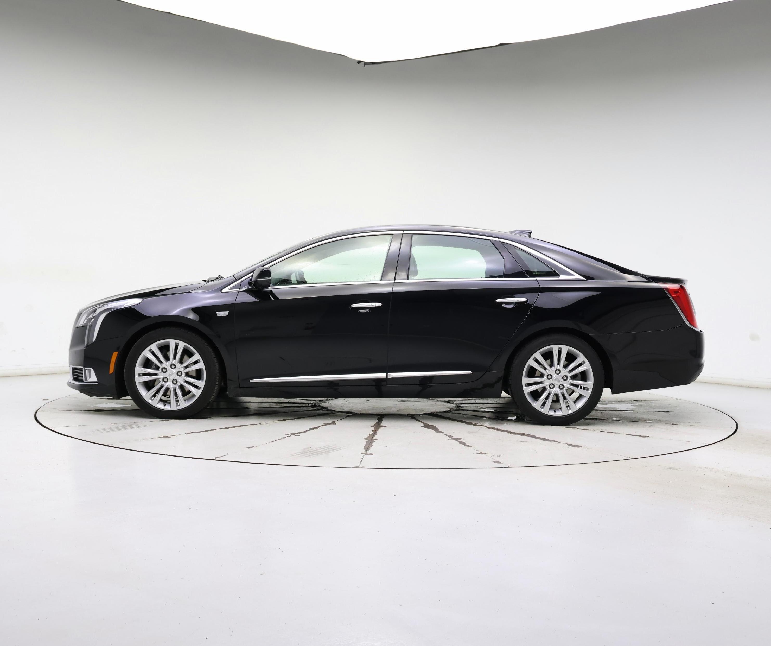 Thumbnail: 2019 Cadillac XTS - 3