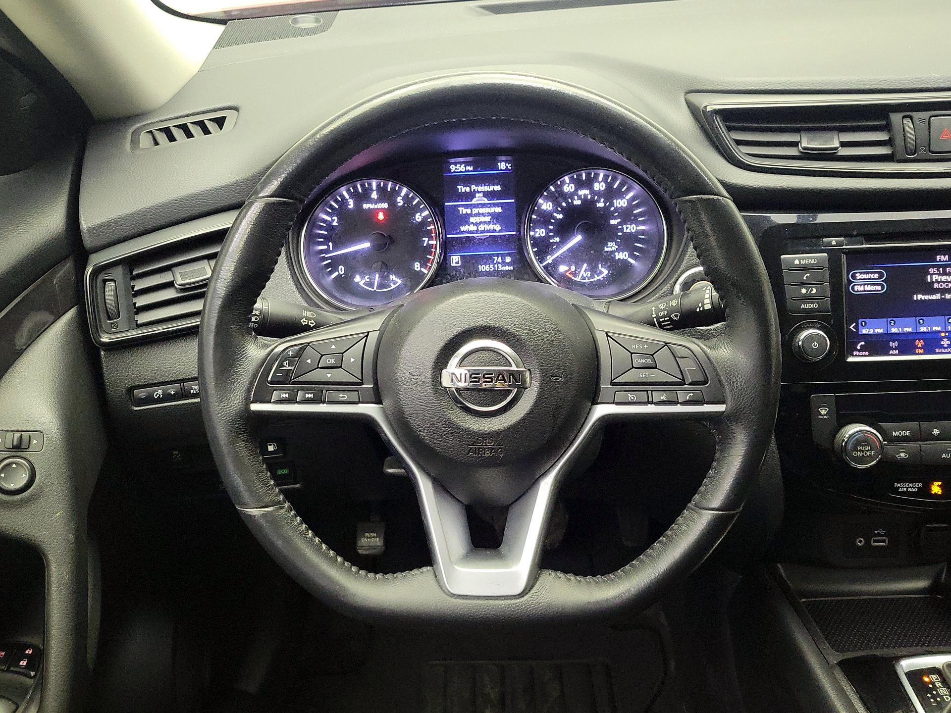 Thumbnail: 2018 Nissan Rogue - 10