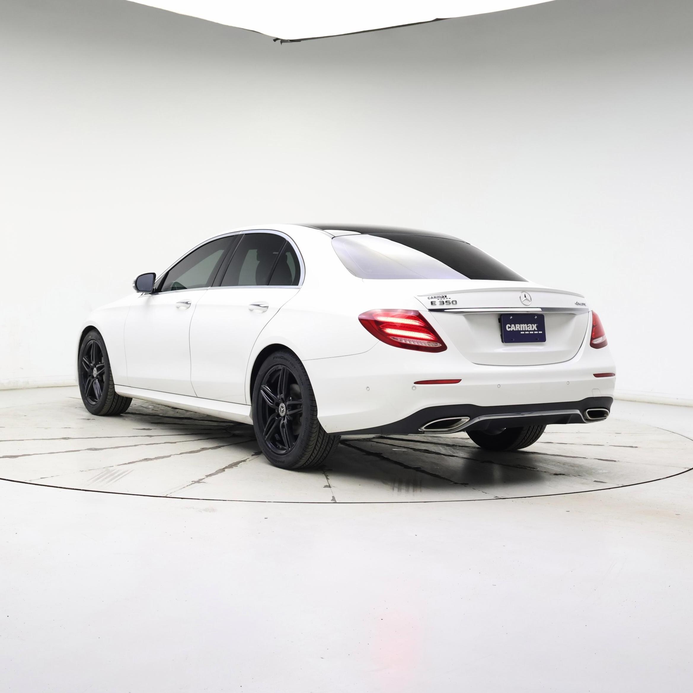 Thumbnail: 2020 Mercedes-Benz E-Class - 2