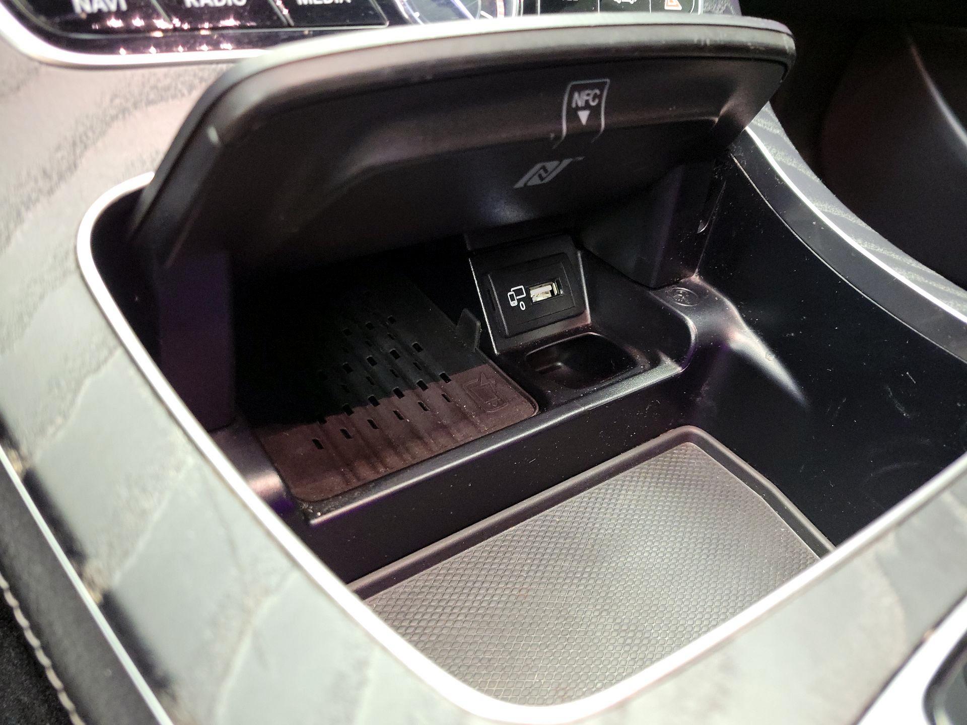 Thumbnail: 2020 Mercedes-Benz E-Class - 19