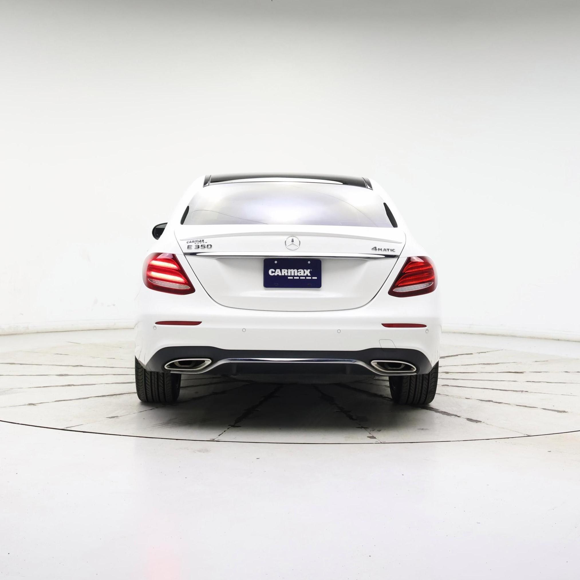 Thumbnail: 2020 Mercedes-Benz E-Class - 6