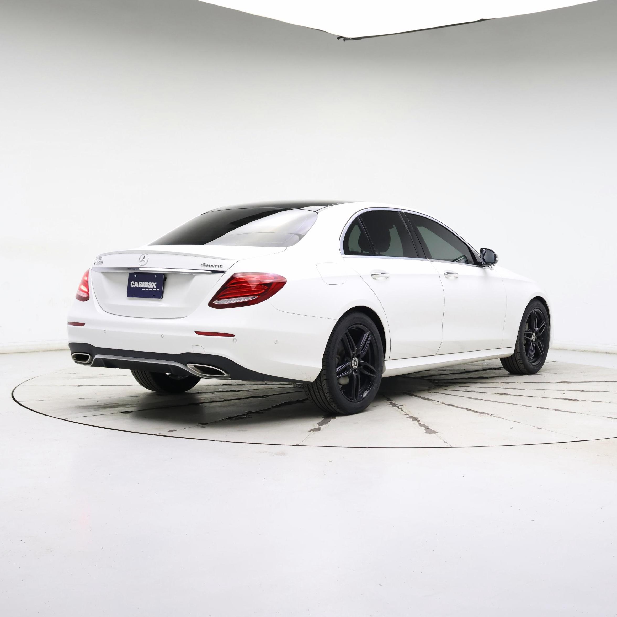 Thumbnail: 2020 Mercedes-Benz E-Class - 8