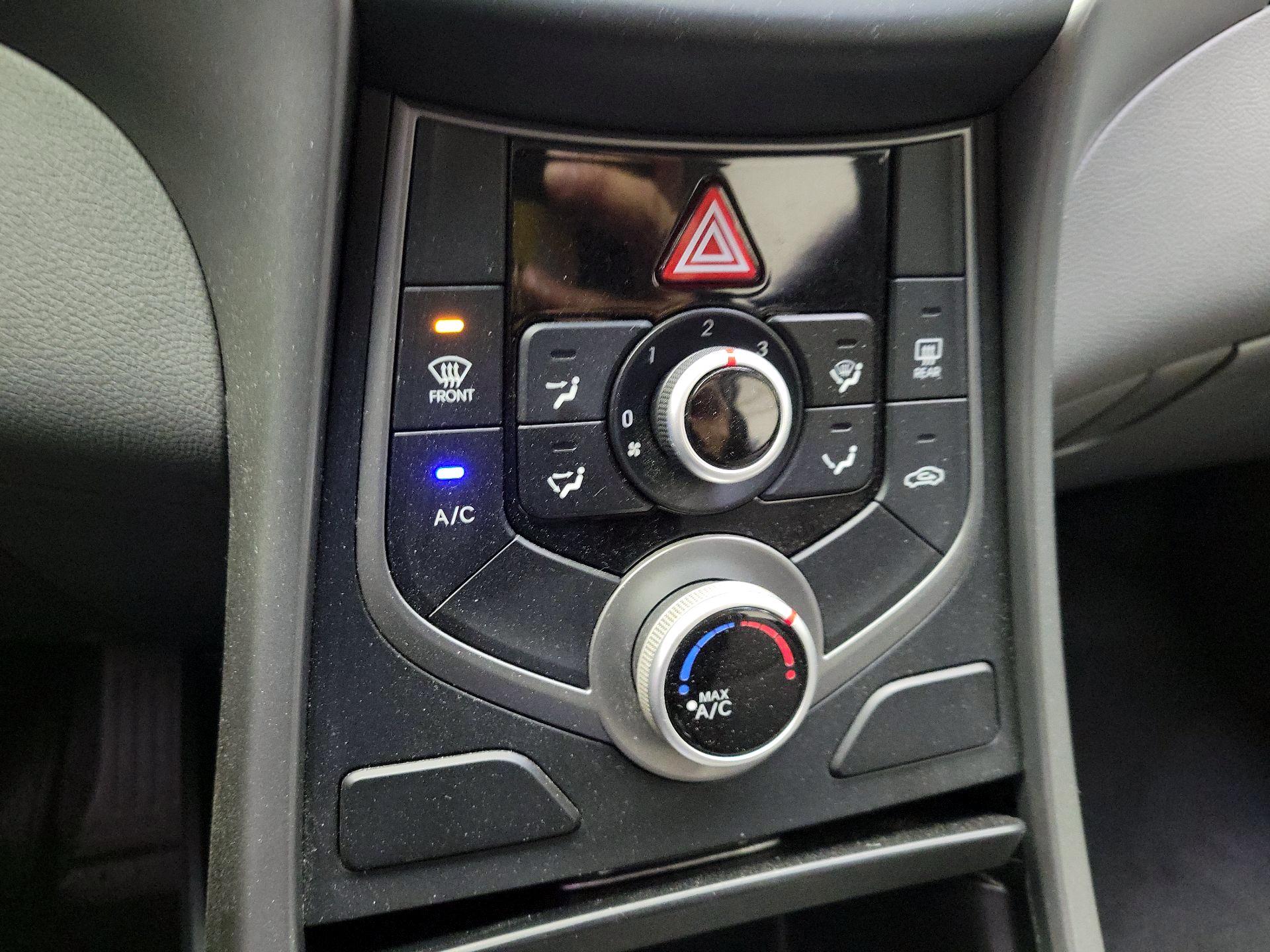 Thumbnail: 2015 Hyundai Elantra - 15