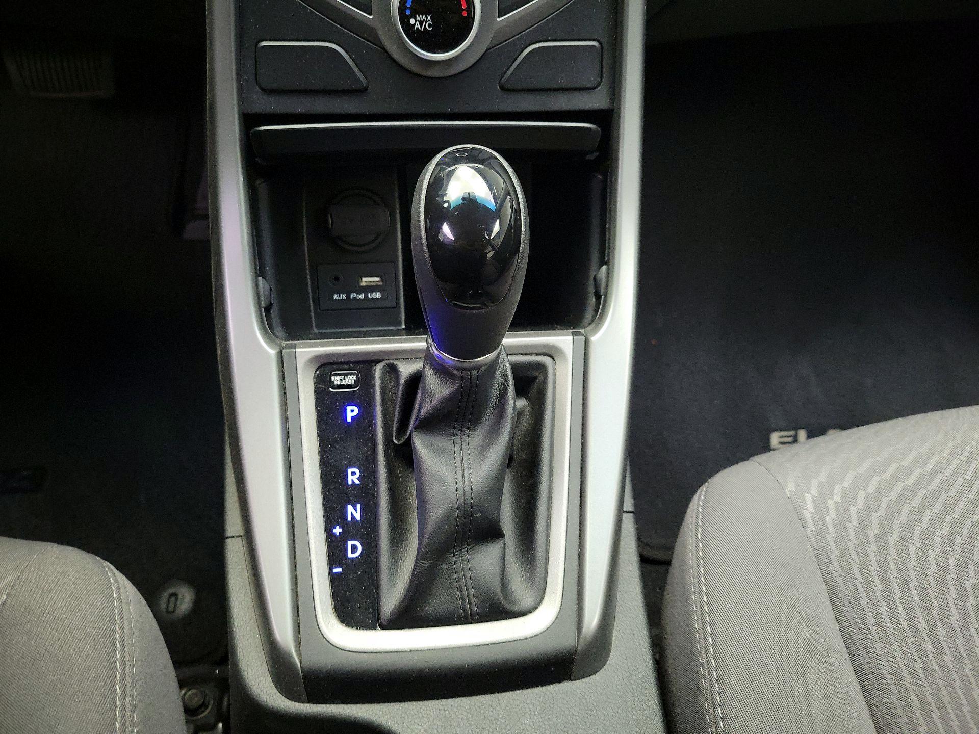 Thumbnail: 2015 Hyundai Elantra - 16