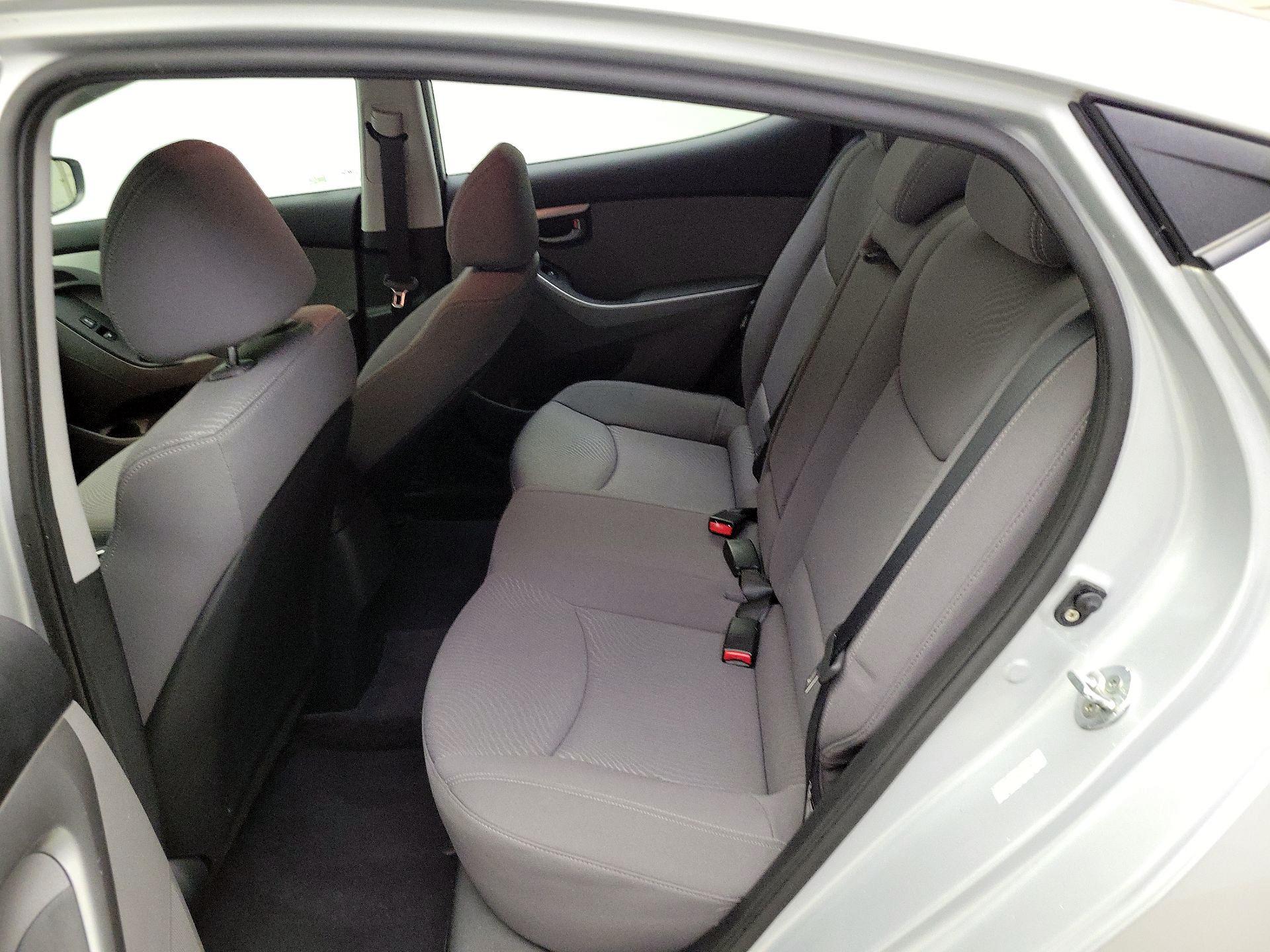 Thumbnail: 2015 Hyundai Elantra - 18