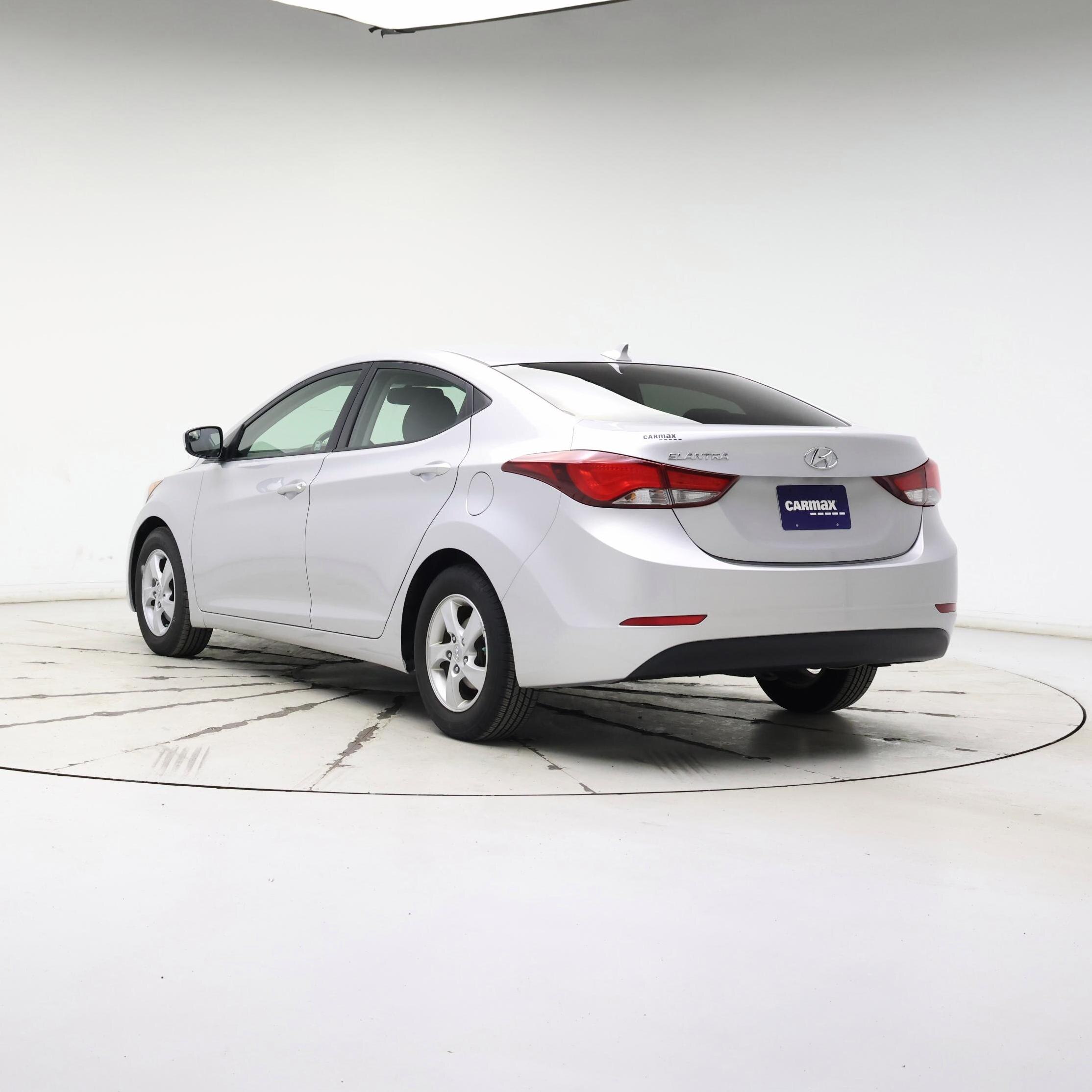Thumbnail: 2015 Hyundai Elantra - 2